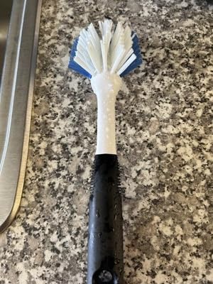 OXO Good Grips Dish Brush, Nylon Bristles with Built-in Scraper, Safe for Non-Stick Cookware, Non-Slip Handle, Dishwasher Safe customer photo 2