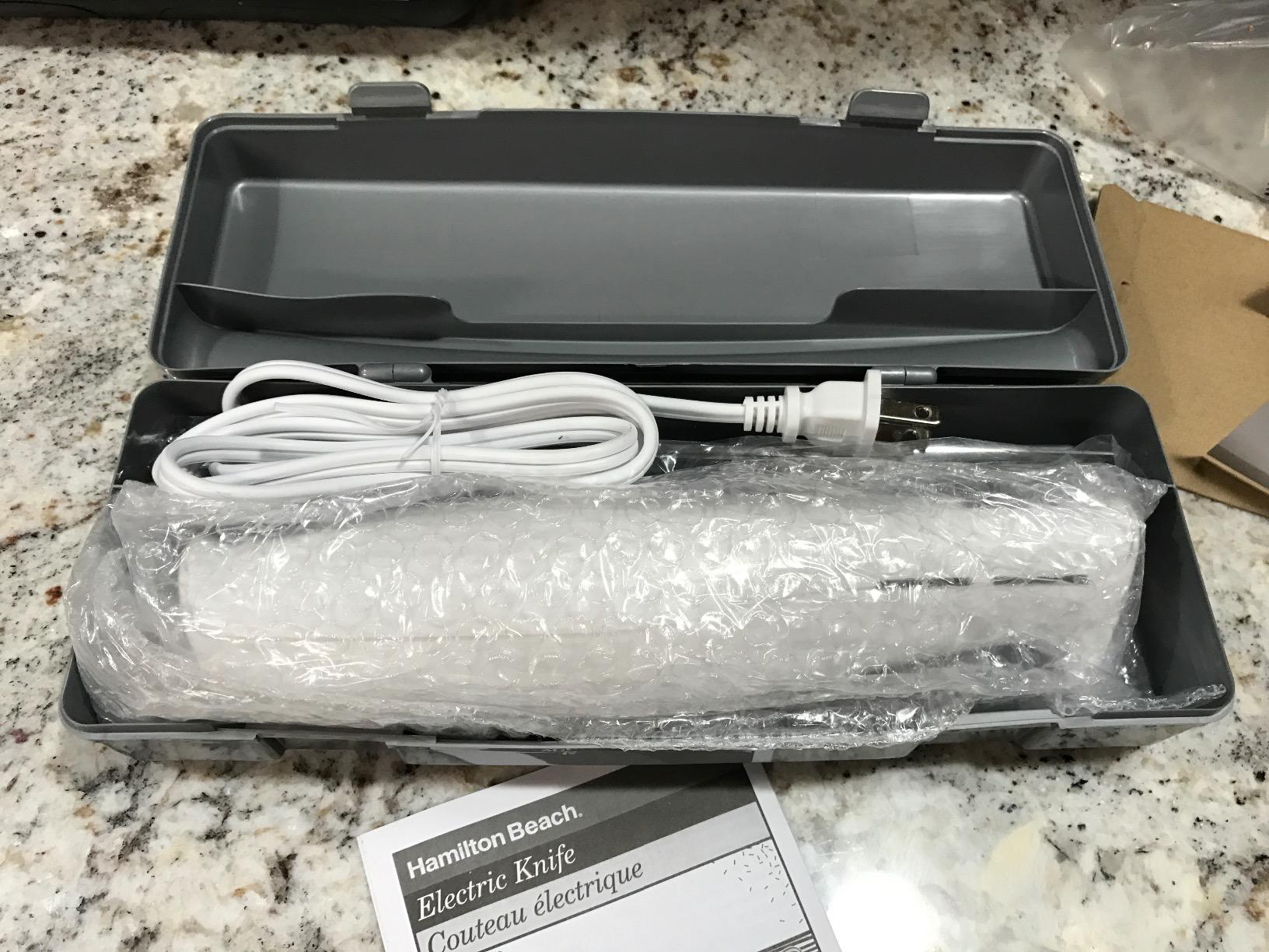 Hamilton Beach Electric Knife Set for Carving Meats, Poultry, Bread, Crafting Foam & More, Reciprocating Serrated Stainless Steel Blades, Ergonomic Design Storage Case + Fork Included, 5Ft Cord, White customer photo 2