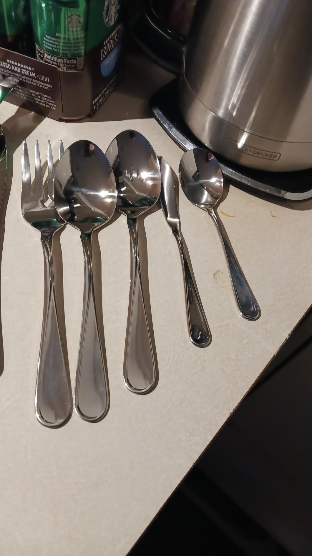 Oneida Silverware Set For 8, Flight 45-Piece Everyday Flatware Set with Serving Utensils, Service For 8, 18/0 Stainless Steel, Dishwasher Safe, Knives Spoons and Forks Set, Dining (Silver, 45 pieces) - Customer Photo 4