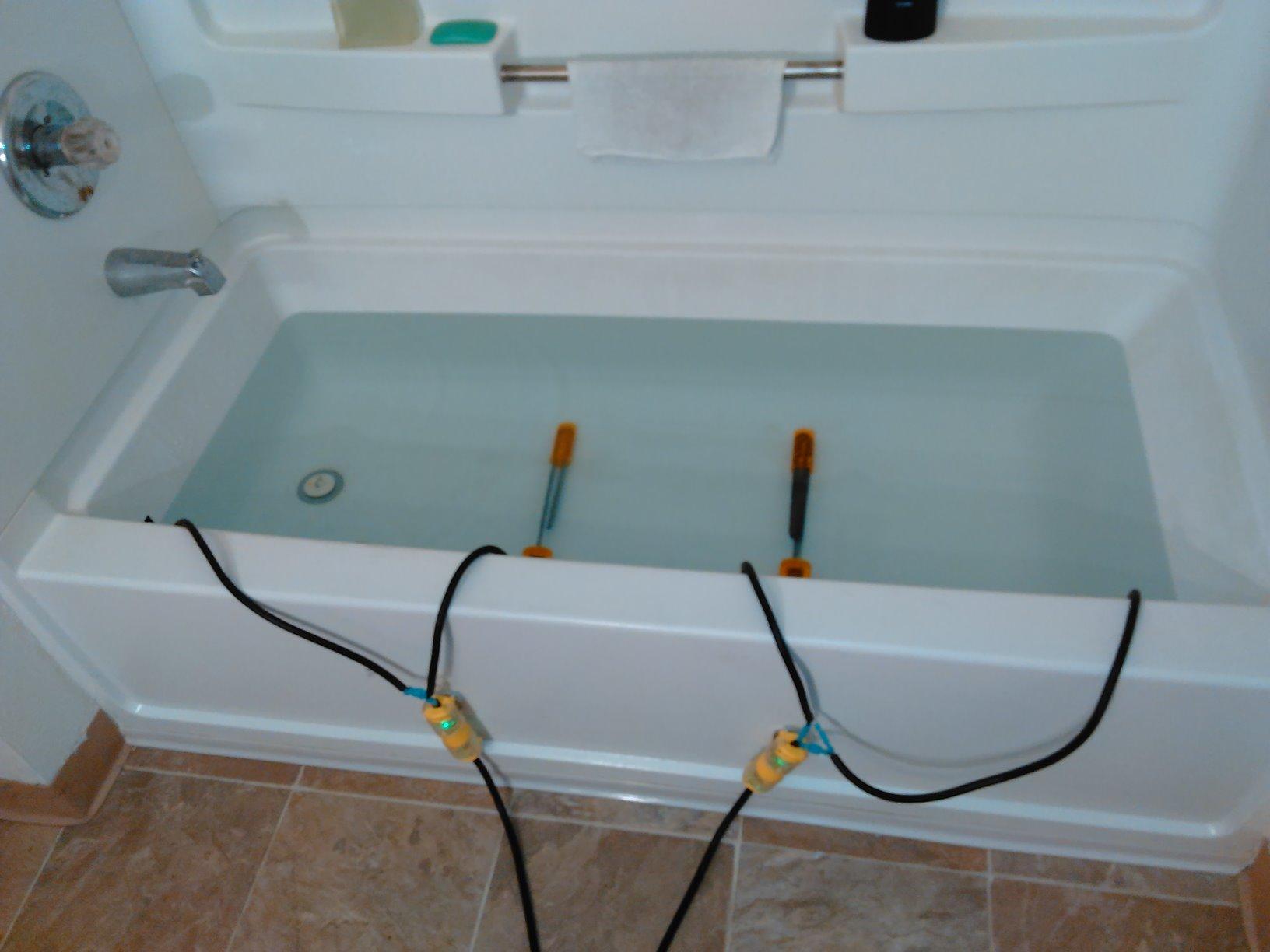 Camco 4500W 240V Screw-in Foldback Water Heater Element | Low Watt Density (02583) - Customer Photo 2
