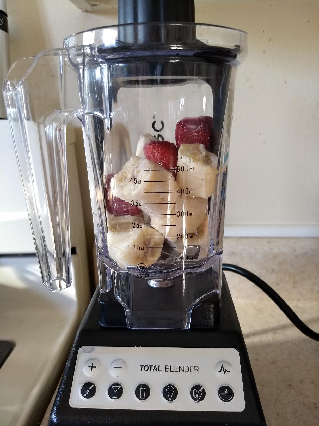 Blendtec Total Classic Original Blender and 75 oz FourSide Blender Jar - Kitchen Blender Bundle - Black - Customer Photo 3