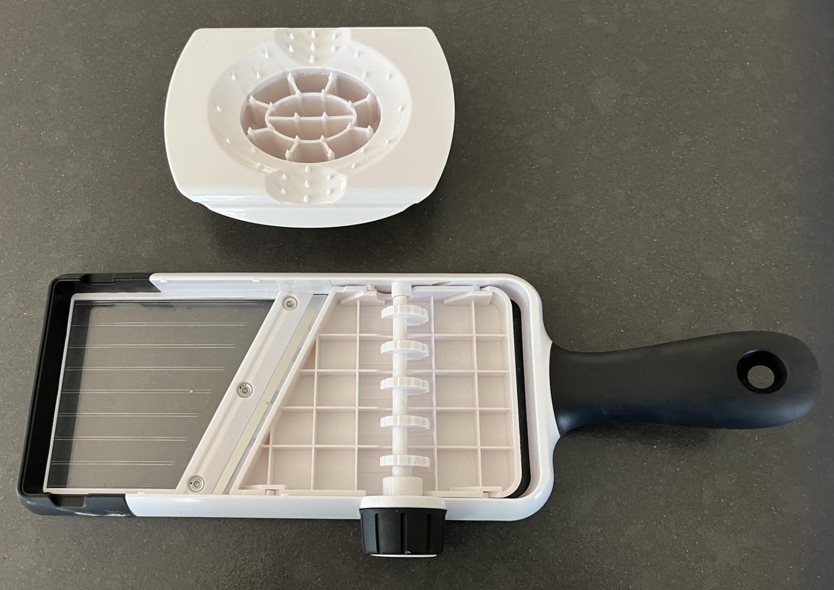 OXO Good Grips Handheld Mandoline Slicer for Kitchen, Adjustable Vegetable Slicer customer photo 1