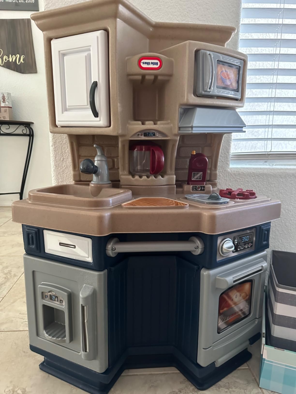 Little Tikes Super Chef Kitchen Blue & Cream, 14.00 l x 28.00 w x 40.00 h inches - Customer Photo 1