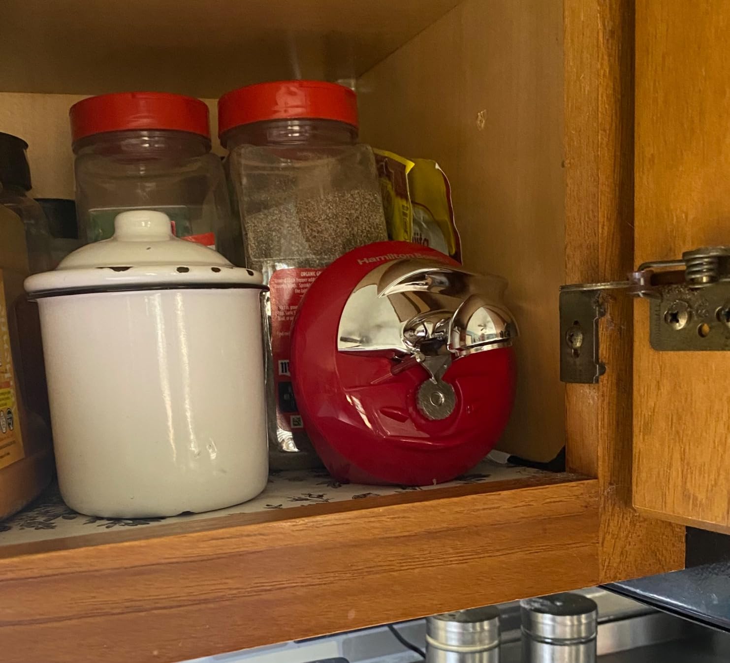 Hamilton Beach Walk 'n Cut Electric Can Opener for Kitchen, Use On Any Size, Automatic and Hand-Free, Cordless & Rechargeable, Easy Clean Removable Blade, Black (76501G) - Customer Photo 1