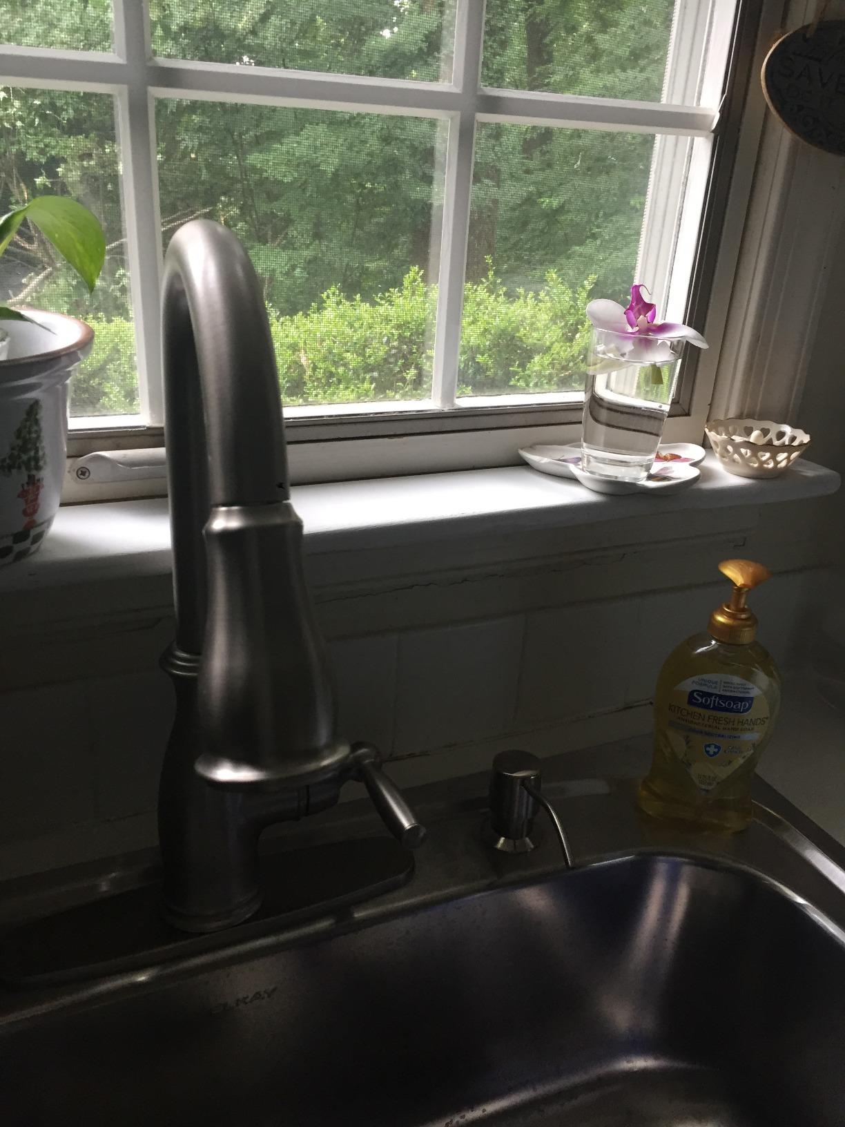 Moen Brantford Oil Rubbed Bronze Traditional One-Handle Kitchen Faucet with Pulldown Sprayer Featuring Power Boost and Reflex Docking System, 7185ORB - Customer Photo 2