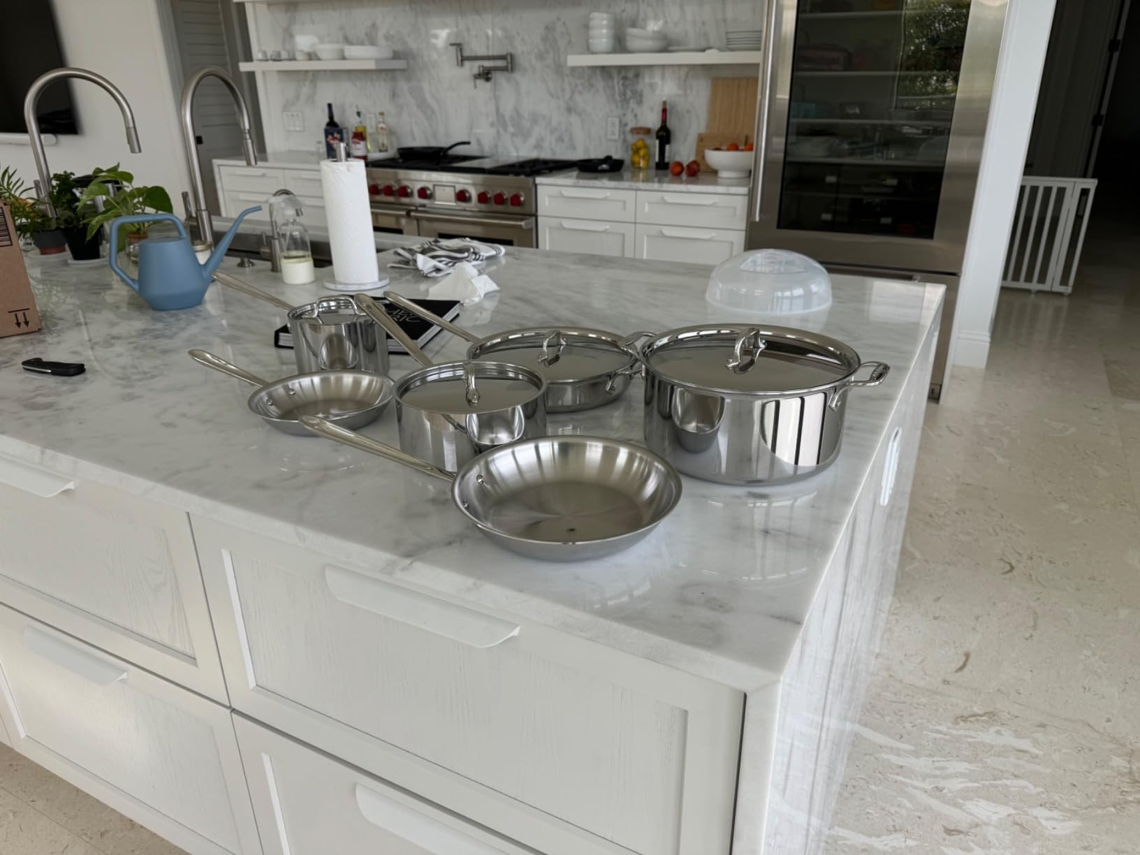 All-Clad D3 Stainless Steel Cookware Set - 10-Piece Pots and Pans Set, Induction, Oven Broiler Safe 600F - Includes Frying Pans, Saucepan, Sauté-Pan, Stockpot, Professional Cookware - Stainless Steel - Customer Photo 3