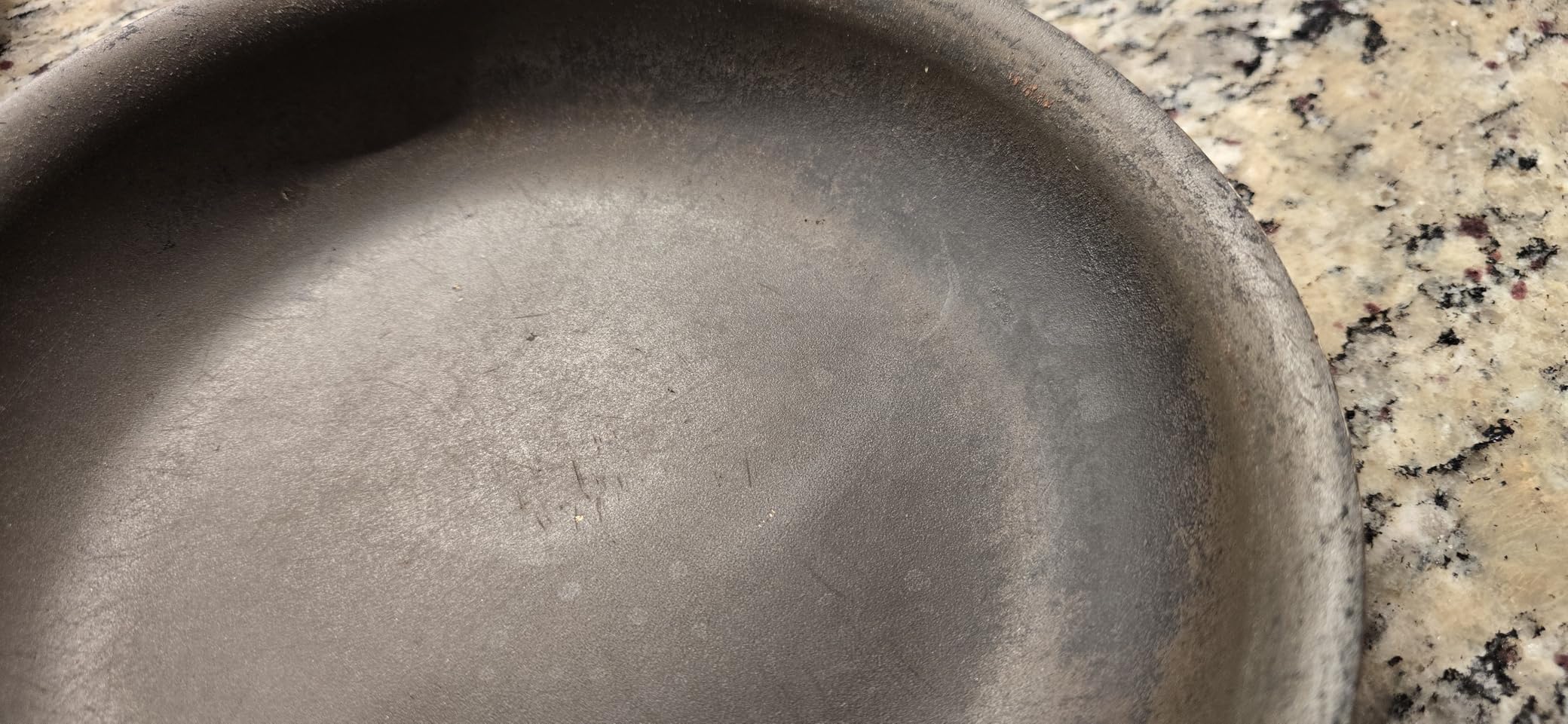 Tramontina Professional 10-Inch Non Stick Frying Pan, Heavy-Gauge Aluminum Skillet with Reinforced Nonstick Coating, Red Handle, Dishwasher and Oven Safe - Customer Photo 4