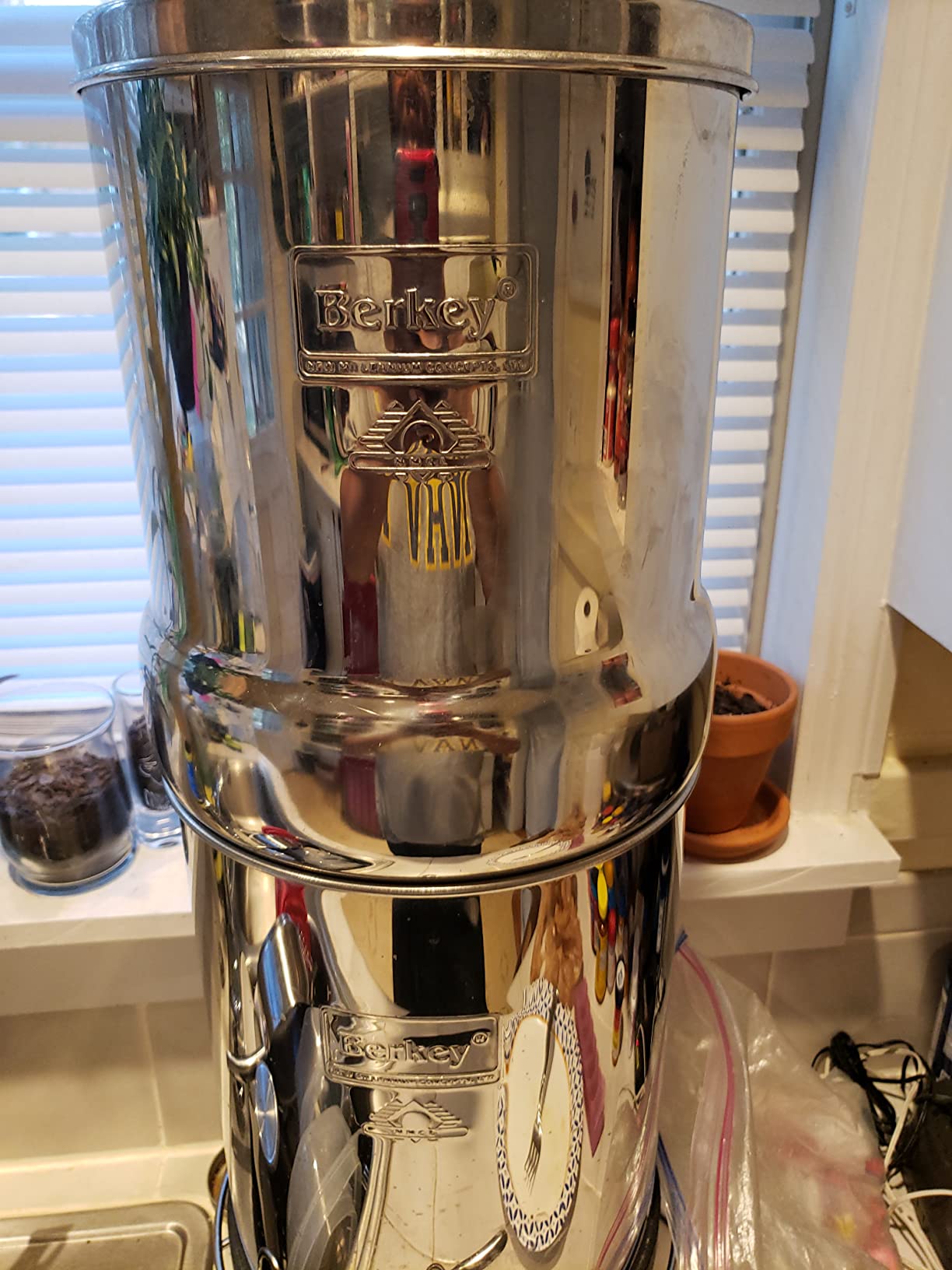 Royal Berkey Gravity-Fed Stainless Steel Countertop Water Filter System 3.25 Gallon with 2 Authentic Black Berkey Elements BB9-2 Filters - Customer Photo 5