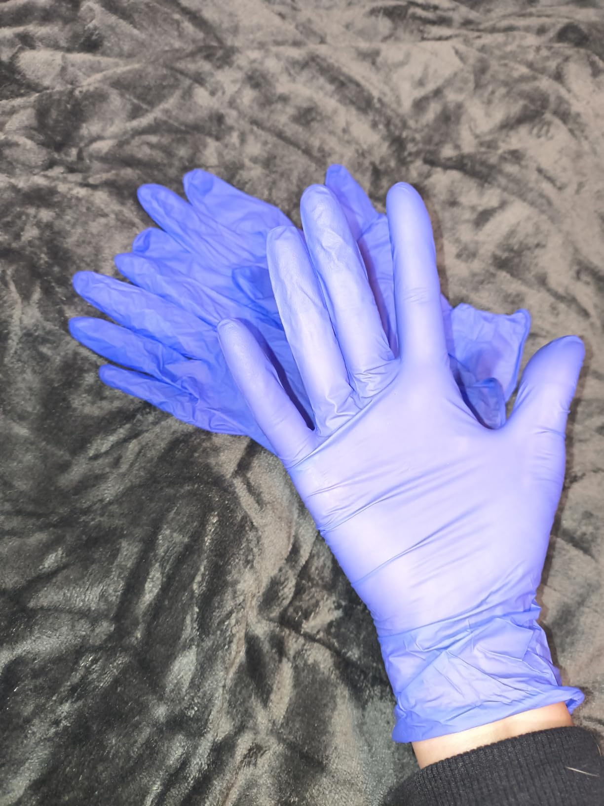 MedPride Powder-Free Nitrile Exam Gloves, Iris Blue, Medium, Box/100 - Customer Photo 2