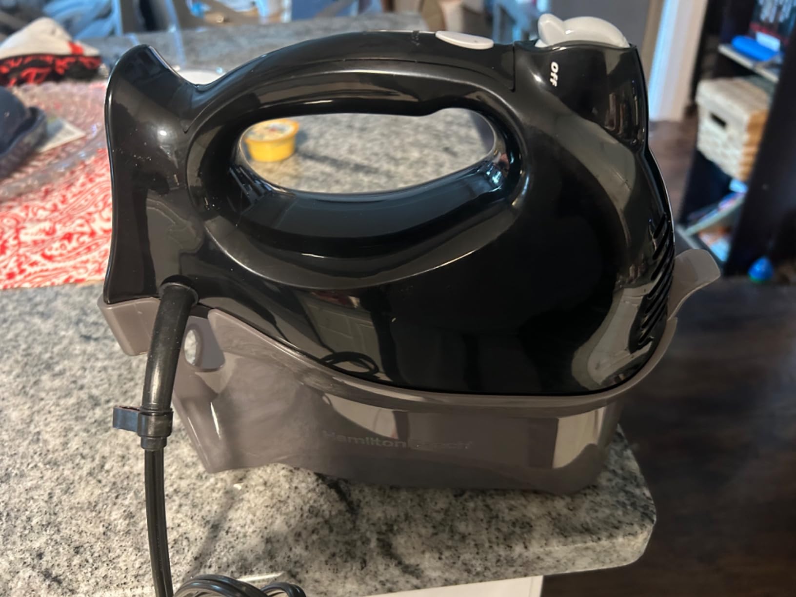 Hamilton Beach Power Deluxe 6-Speed Electric Hand Mixer with Snap-On Storage Case, QuickBurst, Beaters, Whisk, Powerful 250 Watt Motor, Bowl Rest, Black (62692) - Customer Photo 0