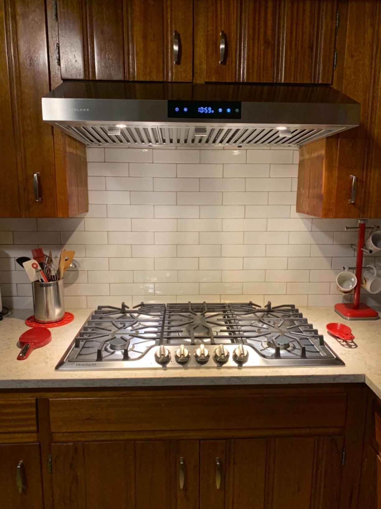 Frigidaire Gallery 36 Inch Stainless Steel Gas Cooktop, 5-Burner Range with Liquid Propane Cooktop Conversion Kit, FGGC3645QS - Customer Photo 1