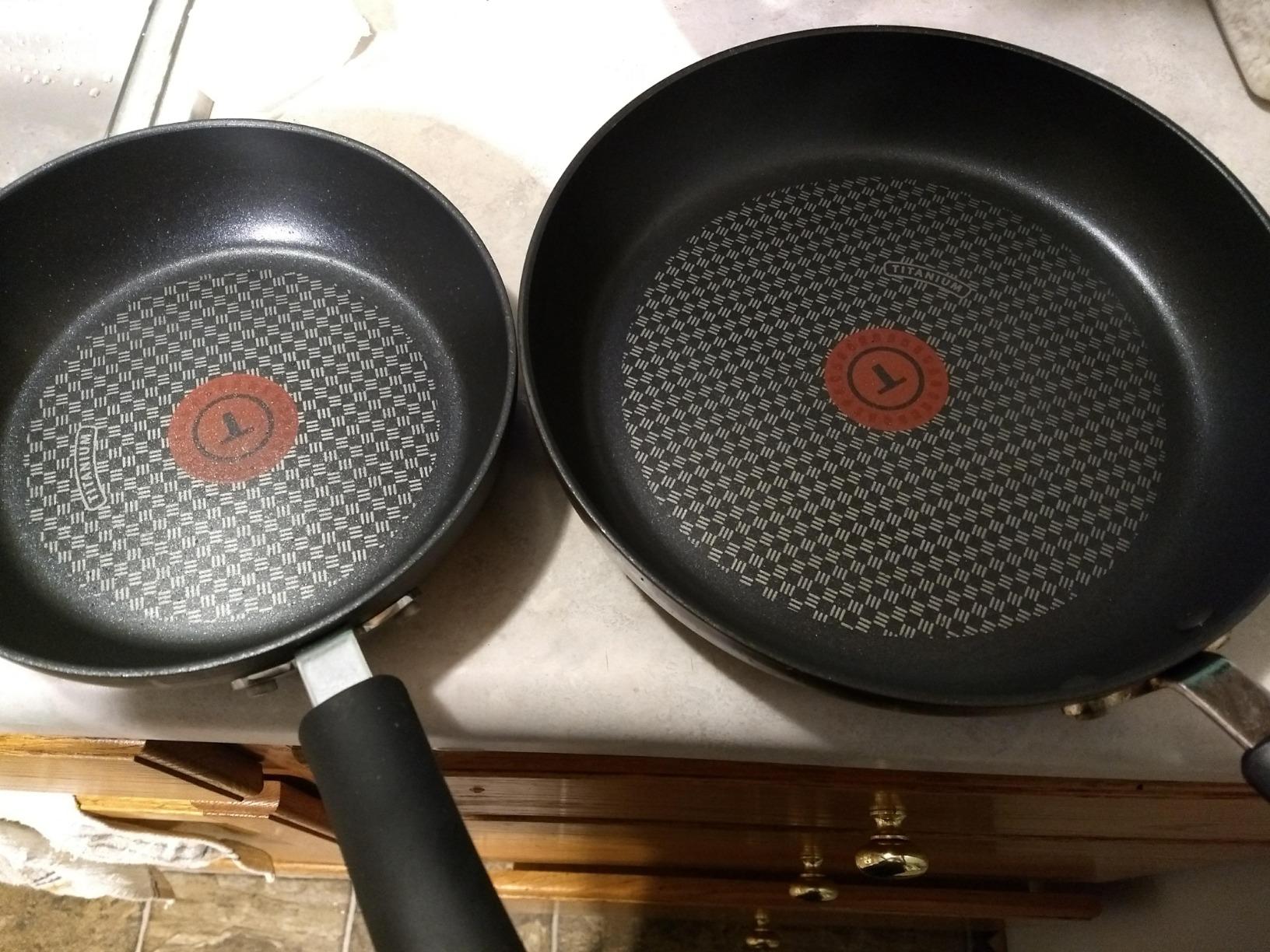 T-fal Ultimate Hard Anodized Nonstick Cookware Set 14 Piece, Oven Broiler Safe 400F, Lid Safe 350F, Kitchen Cooking Set w/Fry Pans, Saucepans, Griddle, Dutch Oven, Pots & Pans, Dishwasher Safe - Customer Photo 1