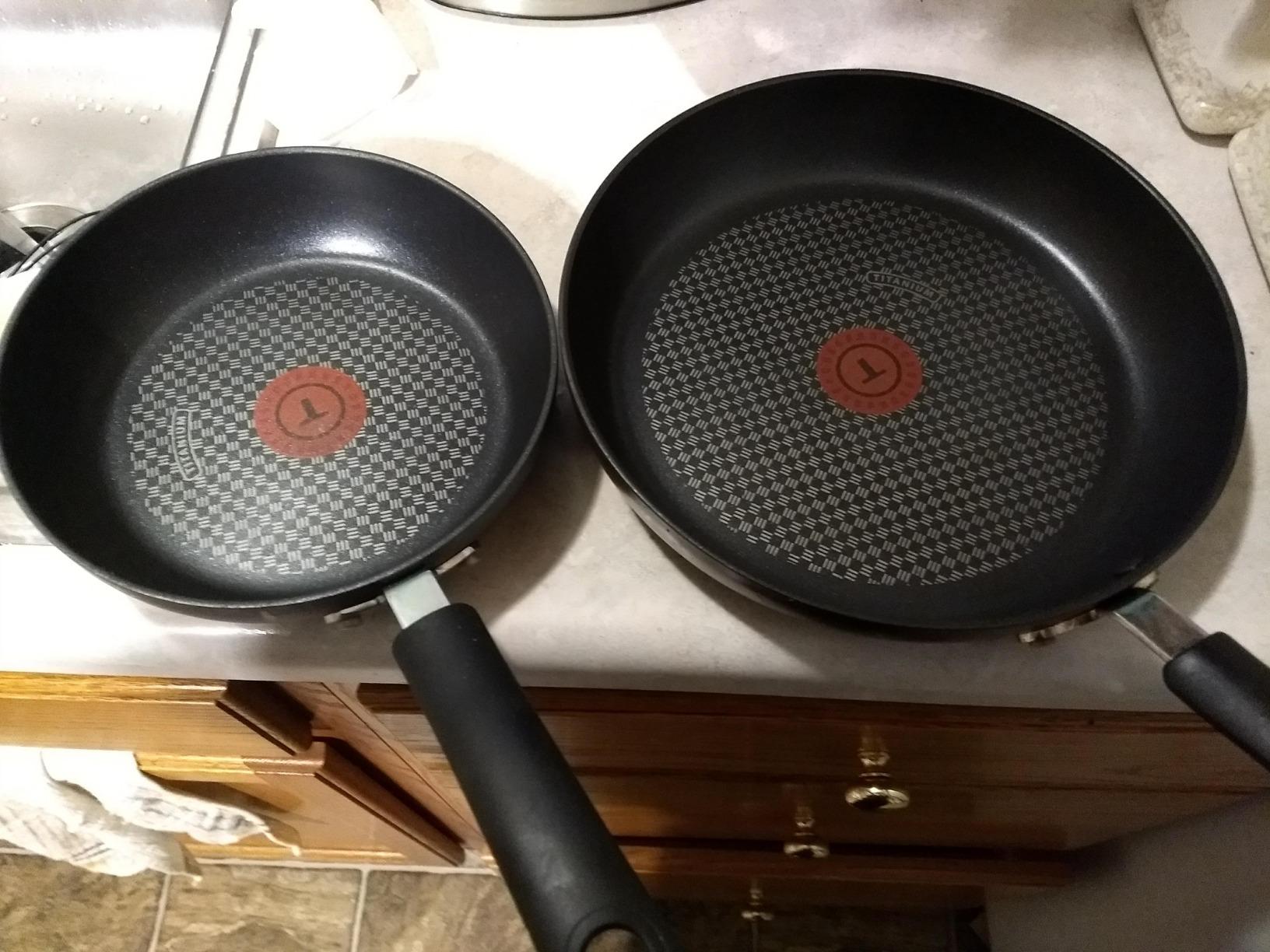 T-fal Ultimate Hard Anodized Nonstick Cookware Set 14 Piece, Oven Broiler Safe 400F, Lid Safe 350F, Kitchen Cooking Set w/Fry Pans, Saucepans, Griddle, Dutch Oven, Pots & Pans, Dishwasher Safe - Customer Photo 2