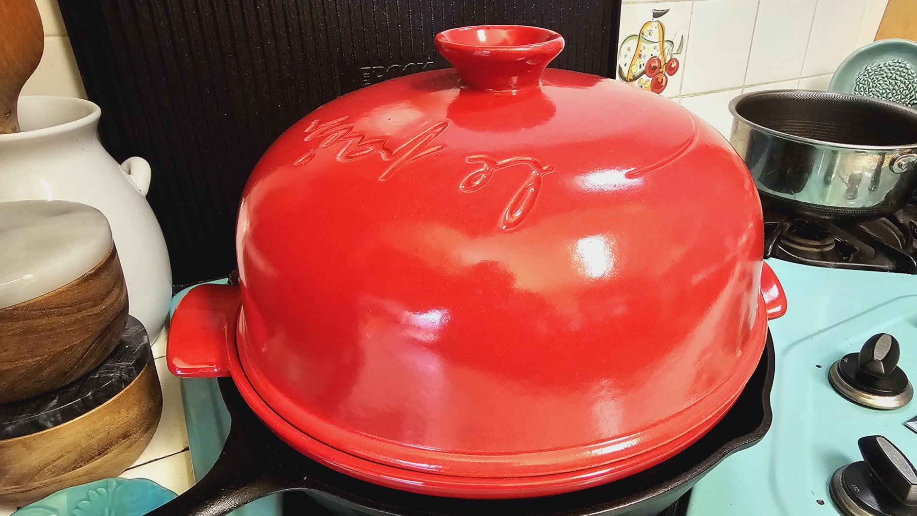 Emile Henry Bread Cloche | Charcoal - Customer Photo 3