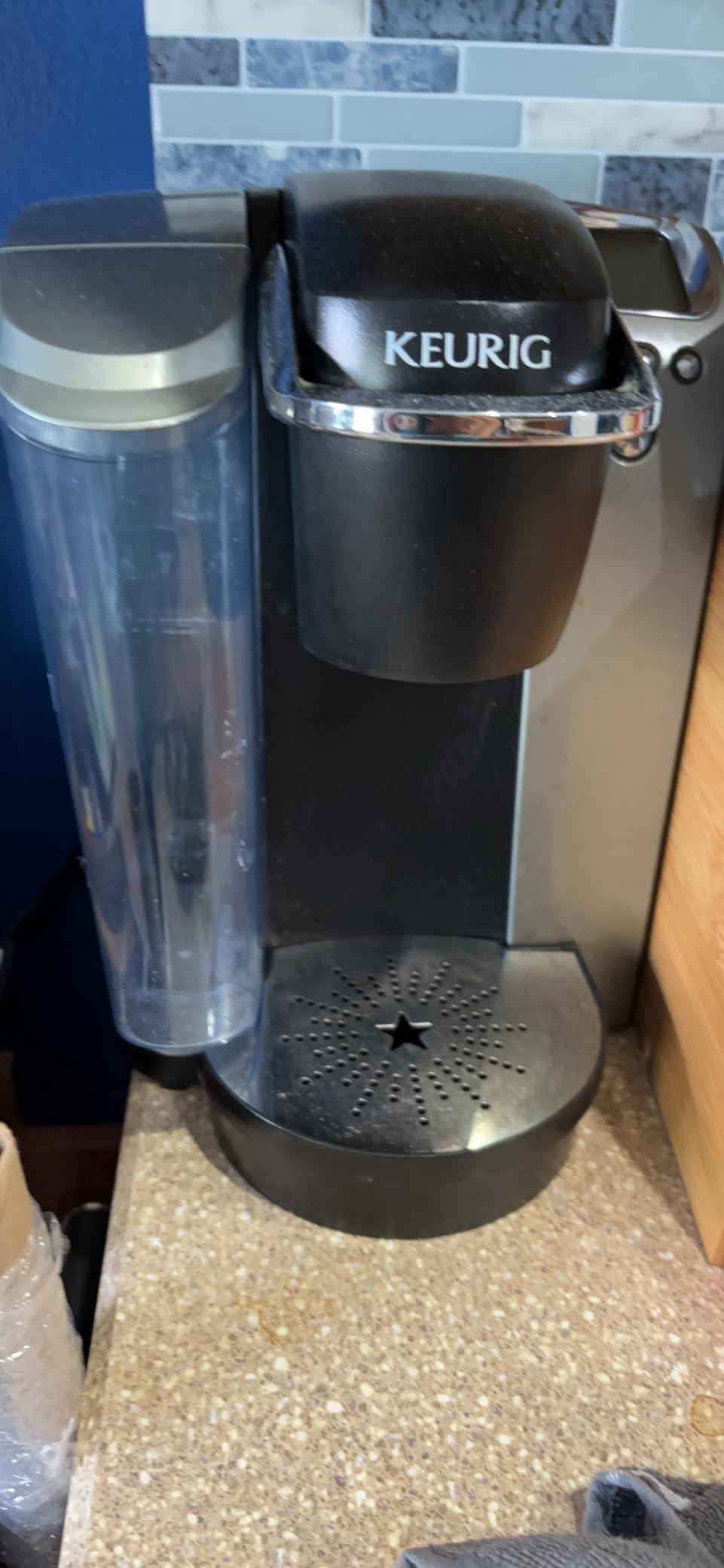 Cuisinart Coffee Maker, Single Serve 72-Ounce Reservoir Pod Coffee Machine, Programmable Brewing & Hot Water Dispenser, 3 Cup-Size Settings, Stainless Steel, SS-10P1, Silver - Customer Photo 3