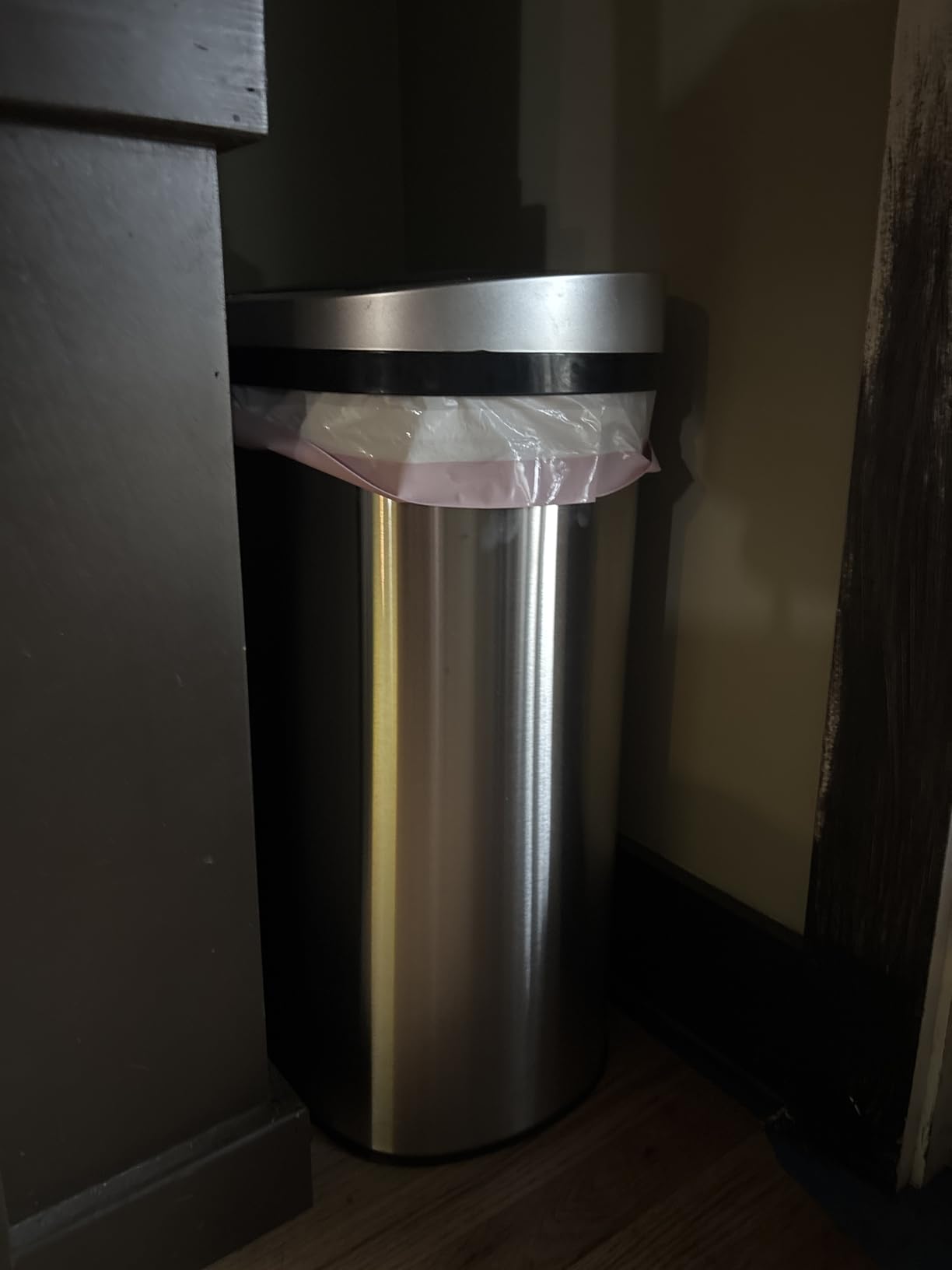 BestOffice | 13 Gallon Trash Can with Lid | Automatic Touchless Garbage Can | Odor Control | Modern Oval Design | Easy to Clean | Stainless Steel | Fits Any Kitchen, Bathroom, Office or Home customer photo 1