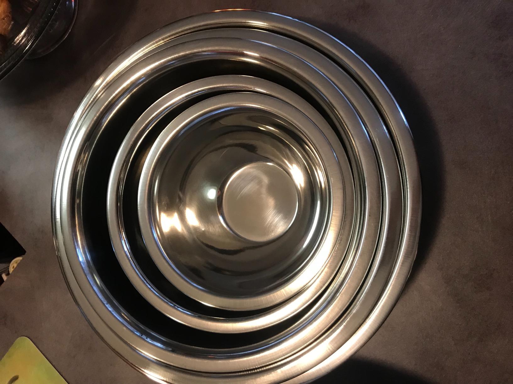 FineDine Stainless Steel Mixing Bowls Set, Dishwasher Safe, 6 Piece Metal Mixing Bowls For Kitchen, Nesting, Large, Small, Big Food Prep, Cooking, Baking customer photo 1