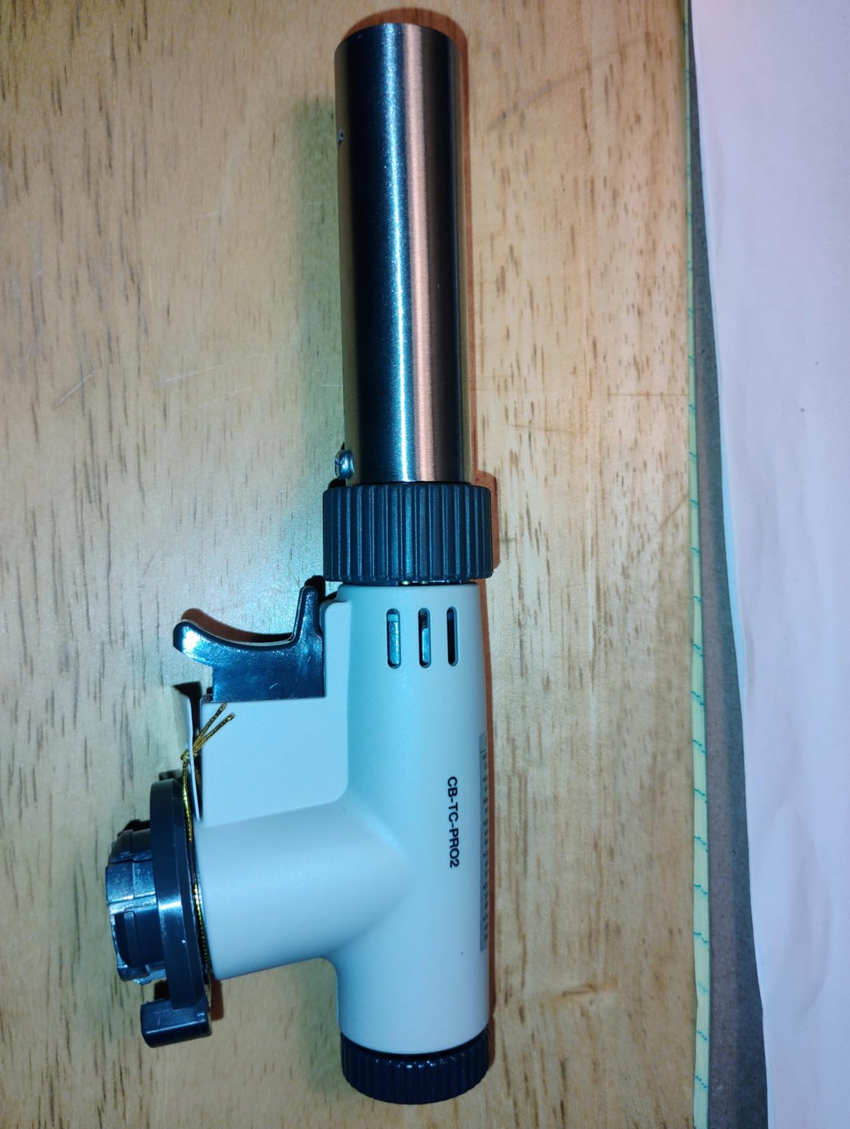 Iwatani PRO2 Culinary Professional Kitchen Butane Torch | Adjustable Flame Shape Strength 2700 F | Sous Vide Crème Brulee Pastries | Anti-flare | Incl. Stabilizing Stand | Butane Fuel Not Included customer photo 1