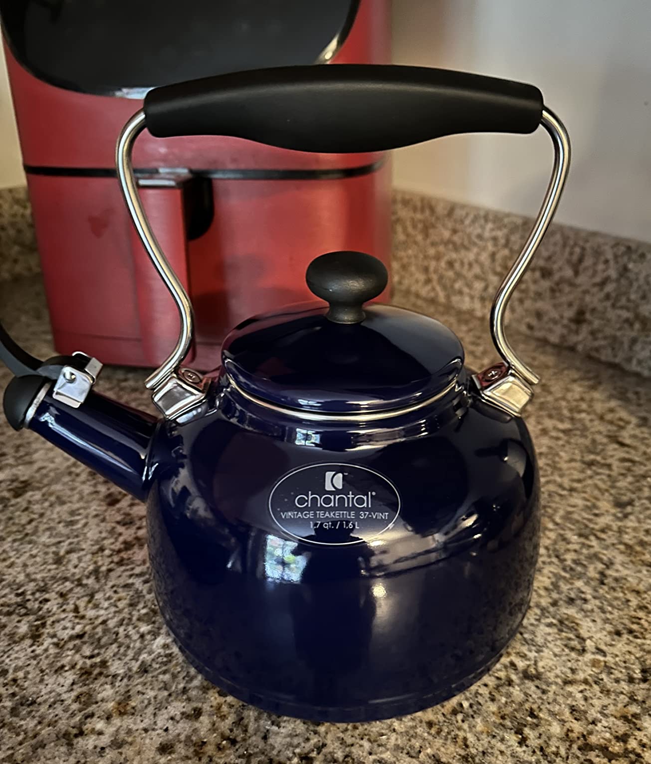 Chantal Tea Kettle, 1.7 QT, Vintage Series, Premium Enamel on Carbon Steel, Whistling, Even Heating & Quick Boil (Cobalt Blue) - Customer Photo 1
