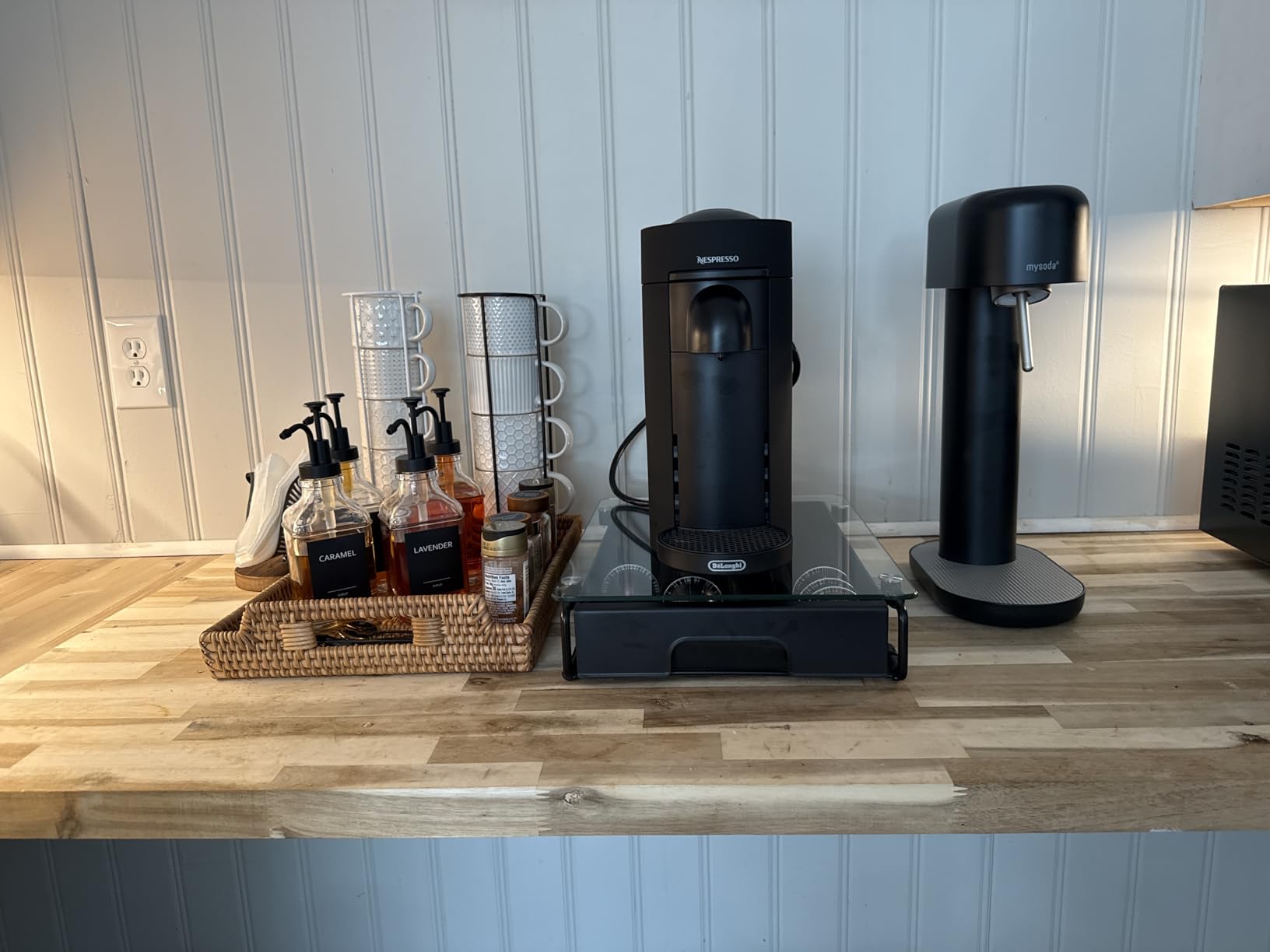 De'Longhi Nespresso Vertuo Plus Coffee and Espresso Maker by De'Longhi, Grey - Customer Photo 2