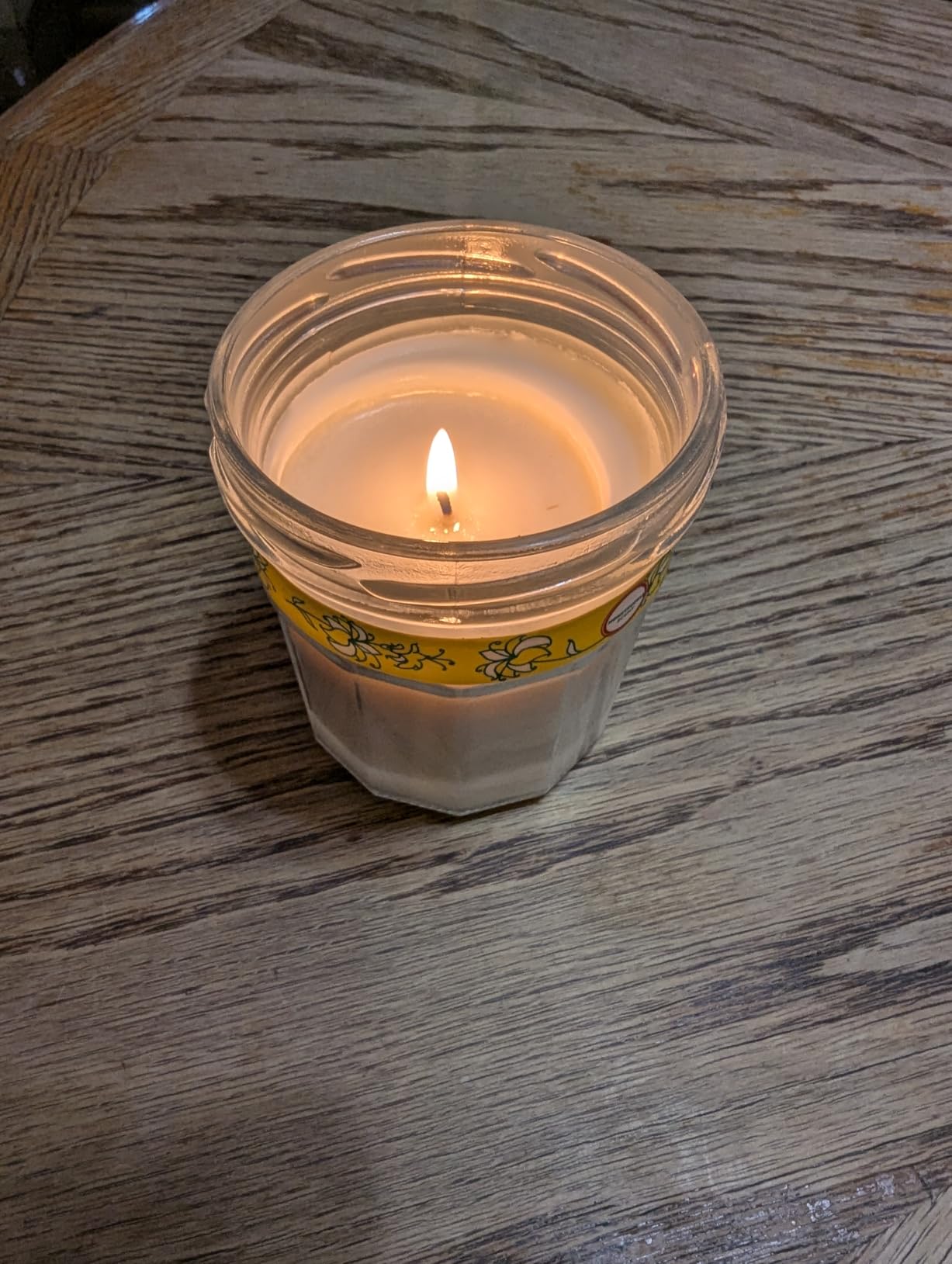 MRS. MEYER'S CLEAN DAY Soy Aromatherapy Candle, 35 Hour Burn Time, Made with Soy Wax and Essential Oils, Honeysuckle, 7.2 Oz - Customer Photo 1