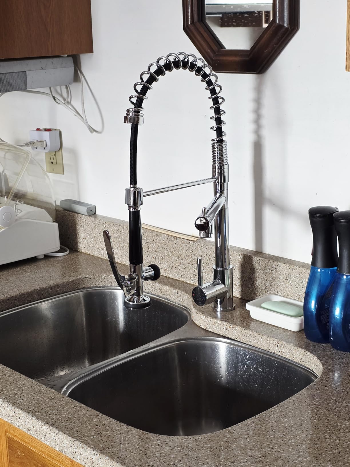 Fapully Commercial Pull Down Kitchen Sink Faucet with Sprayer Brushed Nickel - Customer Photo 2