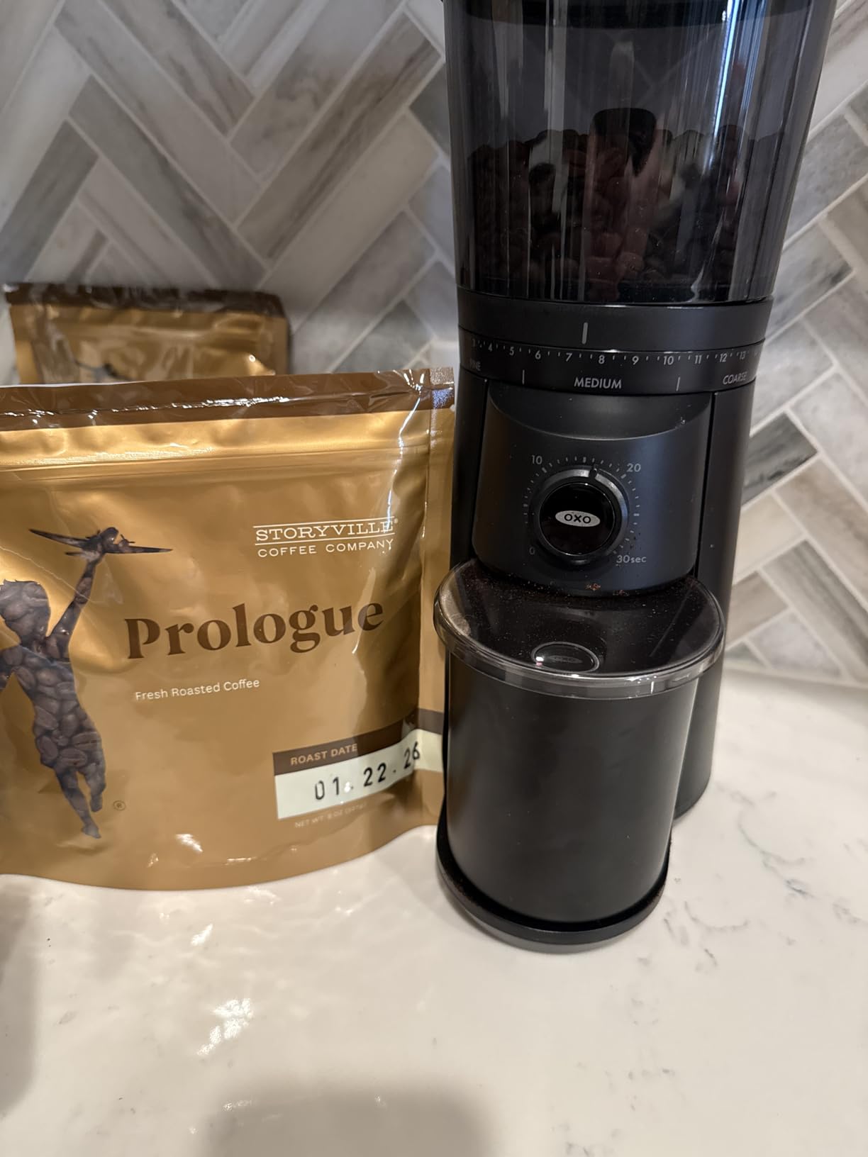OXO Brew Conical Burr Coffee Grinder - Silver, Stainless Steel Burrs, One-Touch Automatic Smart Grind - Customer Photo 2