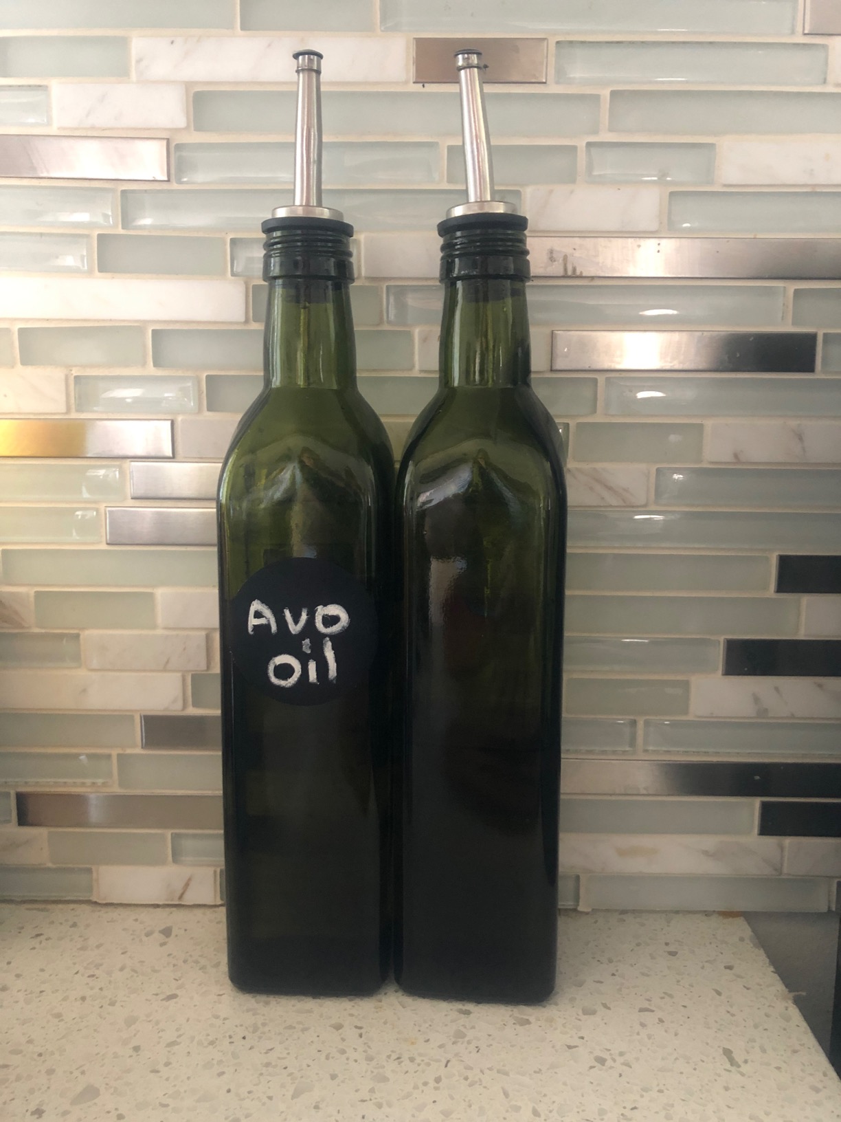 AOZITA [2 PACK 17 oz Glass Olive Oil Dispenser Bottle Set - 500ml Dark Green Oil & Vinegar Cruet Bottle with Pourers, Funnel and Labels - Olive Oil Carafe Decanter for Kitchen - Customer Photo 2