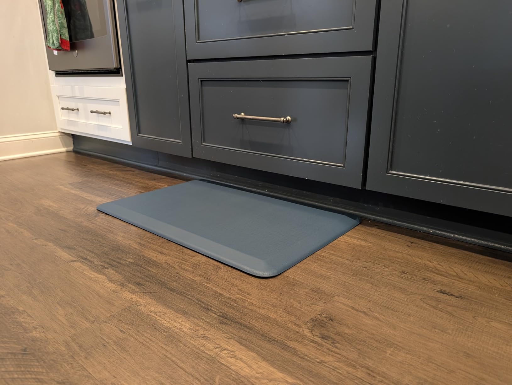GORILLA GRIP Comfortable Cushioned Kitchen Mats for Floor, Waterproof and Stain Resistant Soft Top, 3/4 Inch Thick Ergonomic Standing Desk Anti Fatigue Mat, Foam Supports Ankles and Feet, 17x24, Black - Customer Photo 2