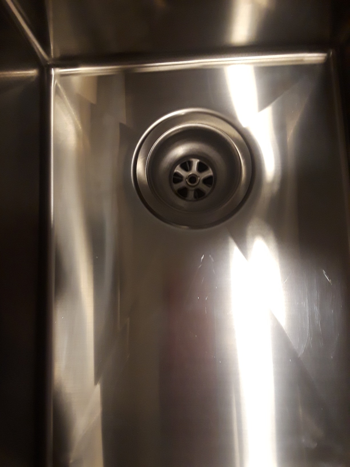 KRAUS Standart Pro 33-Inch Flat Apron Front Farmhouse 16-Gauge Single Bowl Stainless Steel Kitchen Sink, KHF410-33 - Customer Photo 5