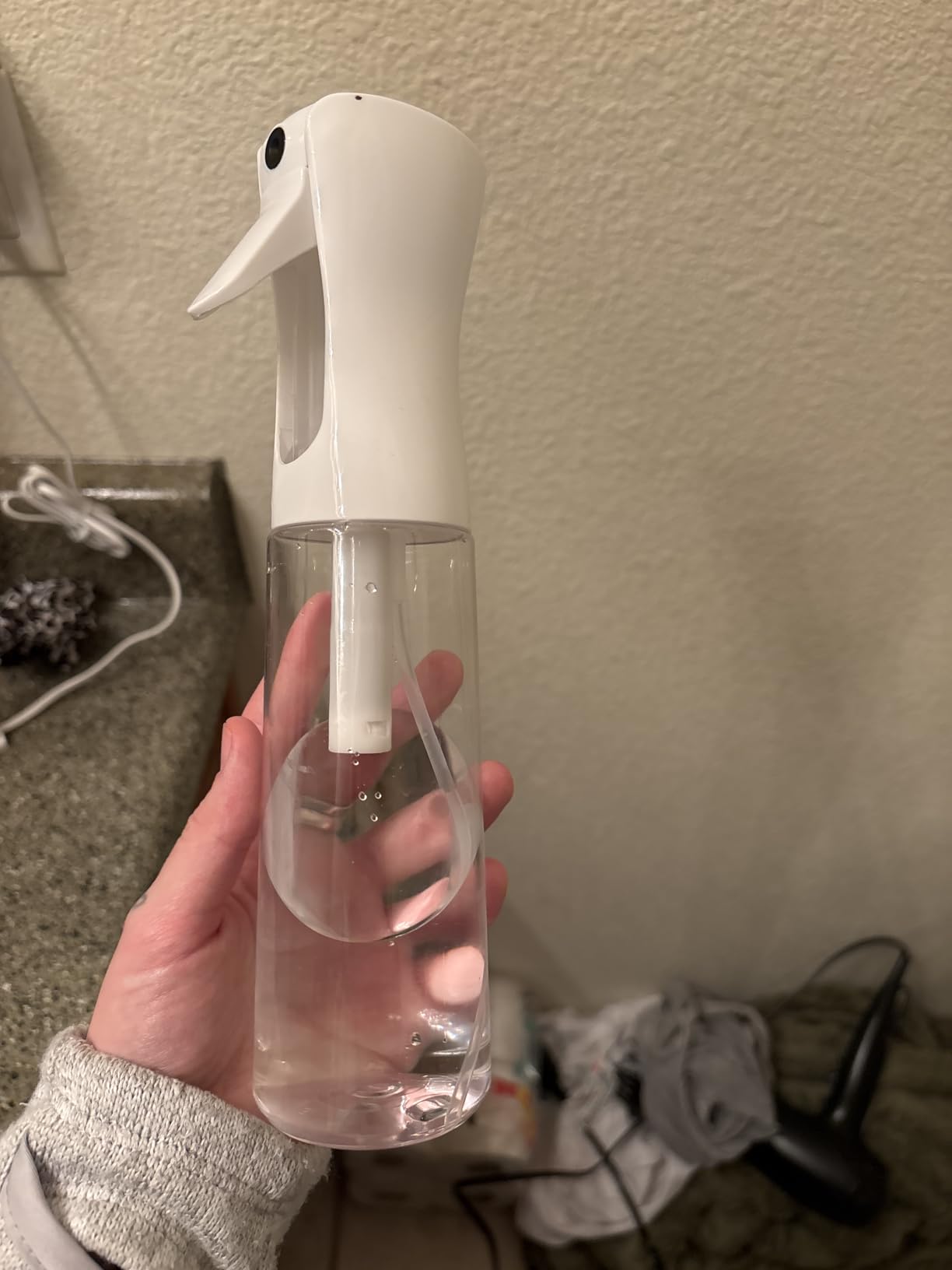 BeautifyBeauties Spray Bottle For Hair – Continuous Mister Spray Bottle for Hairstyling, Cleaning, Plants, Pets, Barbers, Salons, Essential Oil Scents (Clear, 16.9oz/500ml) 11