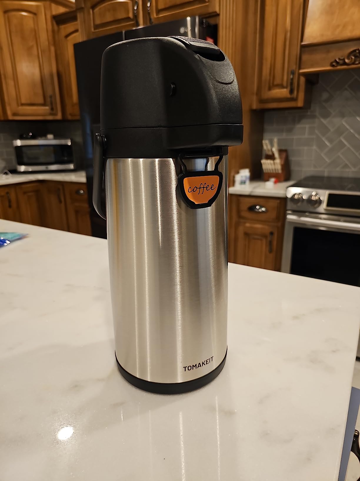 Airpot Coffee Dispenser Thermal with Pump,3L/102 Oz Insulated Stainless Steel Large Airpot Coffee Carafe Lever Action for Hot/Cold Water,Thermal Carafe for Hot Cocoa for Parties - Customer Photo 3