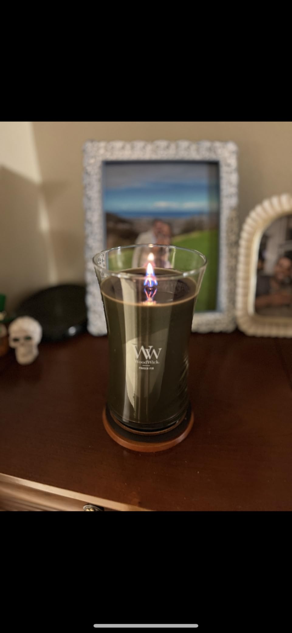 WoodWick Humidor Gifts for Women and Men, 9.7 oz Medium Hourglass Candle with Crackling Wick - Customer Photo 4