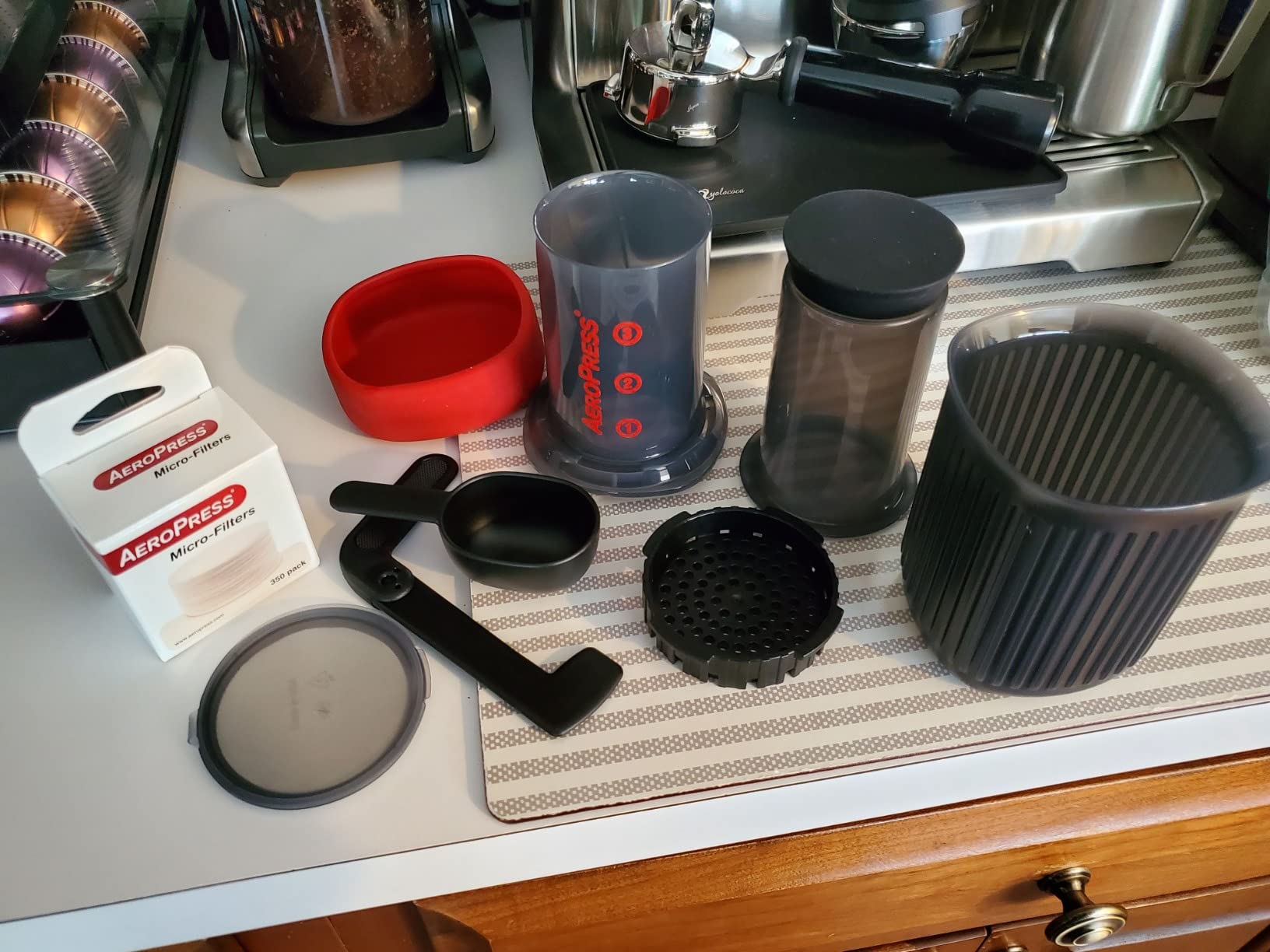 AeroPress Go, Extra Small Portable Coffee Maker Kit, Travel, Hiking & Camping, All-in-One French Press, Pour-Over & Espresso Style Manual Brewer, 2 Min Brew Makes a Less Bitter, More Flavorful Cup customer photo 1