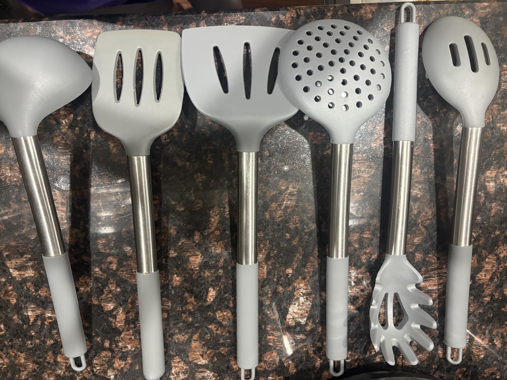 Silicone Cooking Utensil Set, Umite Chef 15pcs Silicone Cooking Kitchen Utensils Set, Non-stick - Best Kitchen Cookware with Stainless Steel Handle - Black Kitchen Utensils - Customer Photo 3