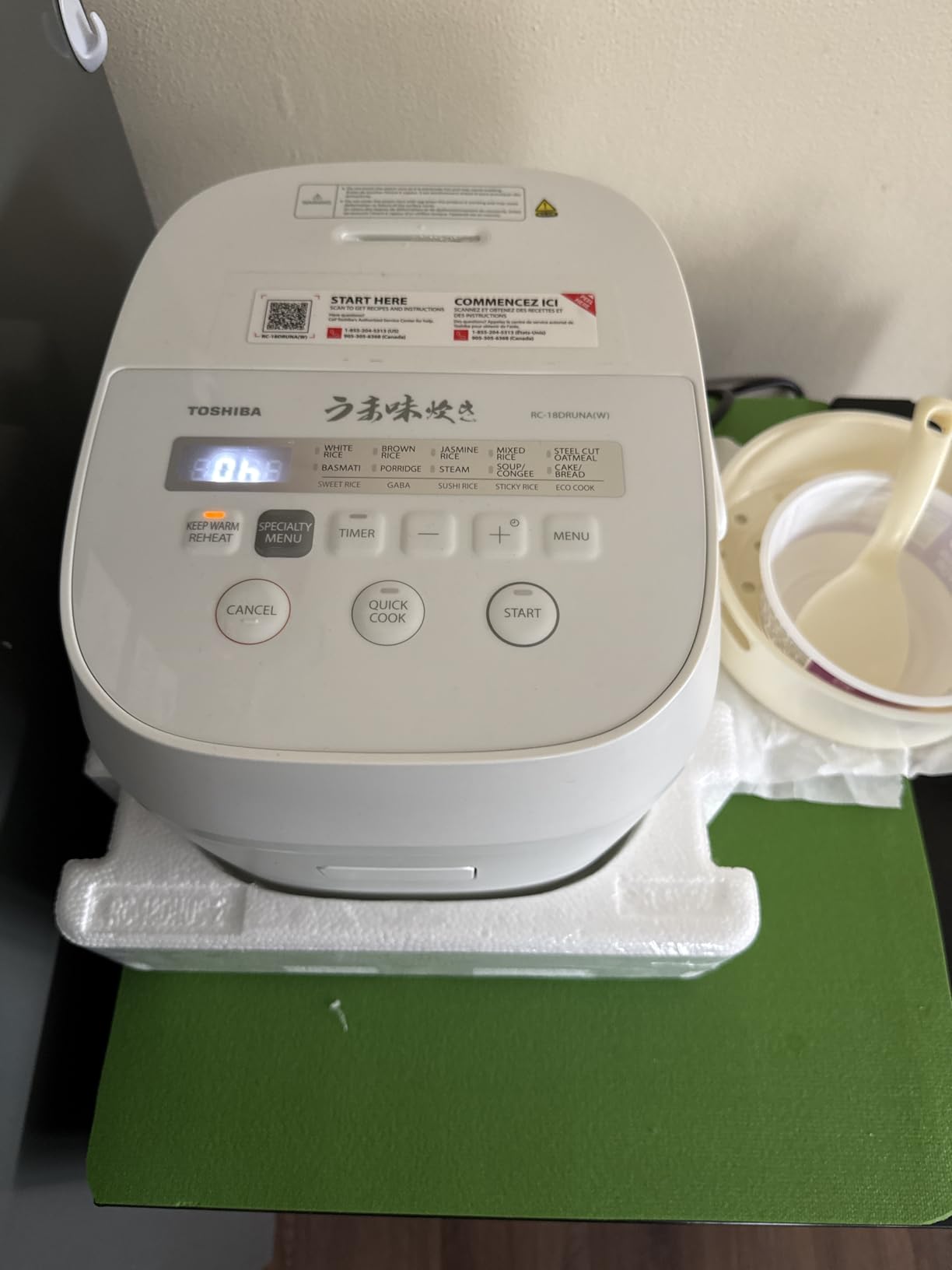 Toshiba Rice Cooker 6 Cup Uncooked – Japanese Rice Cooker with Fuzzy Logic Technology, 7 Cooking Functions, Digital Display, 2 Delay Timers and Auto Keep Warm, Non-Stick Inner Pot, White - Customer Photo 4