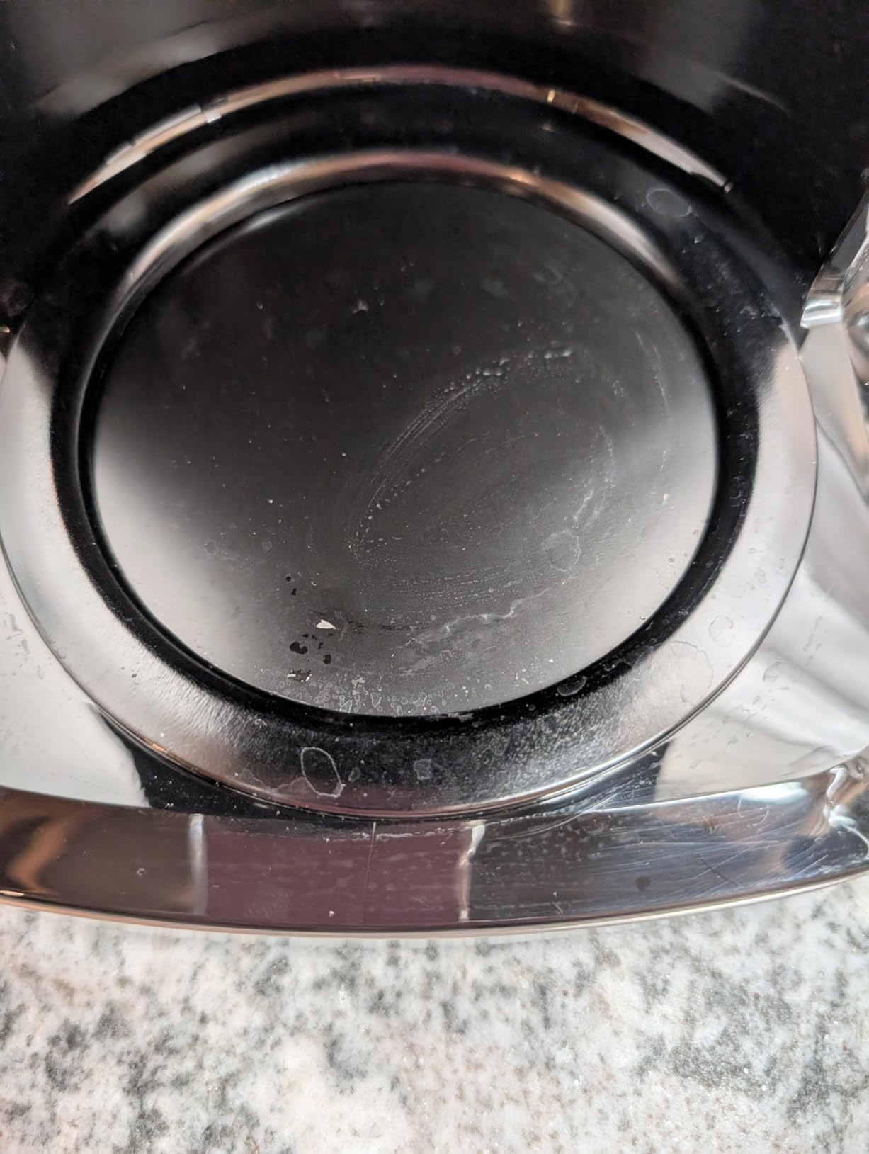 Amazon Basics Coffee Makers, 5-Cup Coffee Machines with Reusable Filter, Coffee Pots, Black & Stainless Steel - Customer Photo 2