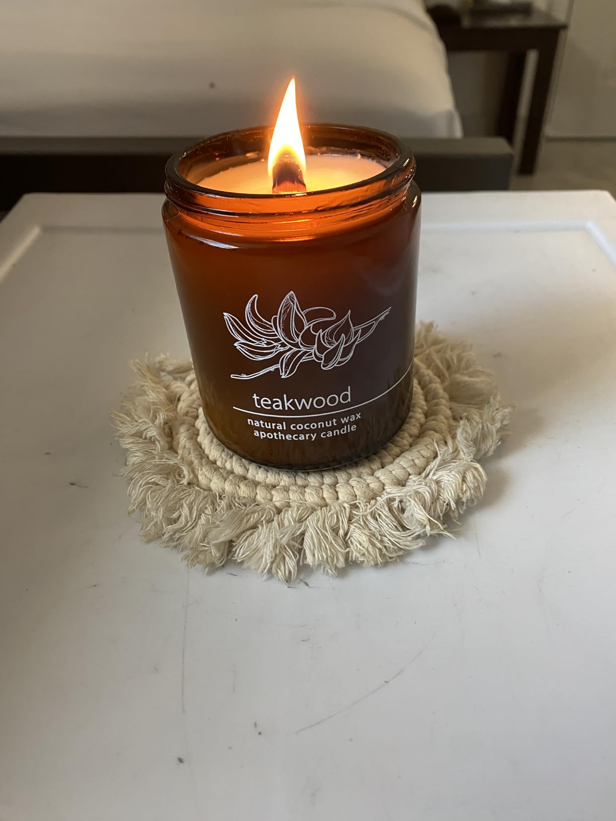 Hemlock Park Crackling Wood Wick Candle Handcrafted with Natural Coconut Wax (Standard 8 oz, Palo Santo) - Customer Photo 2