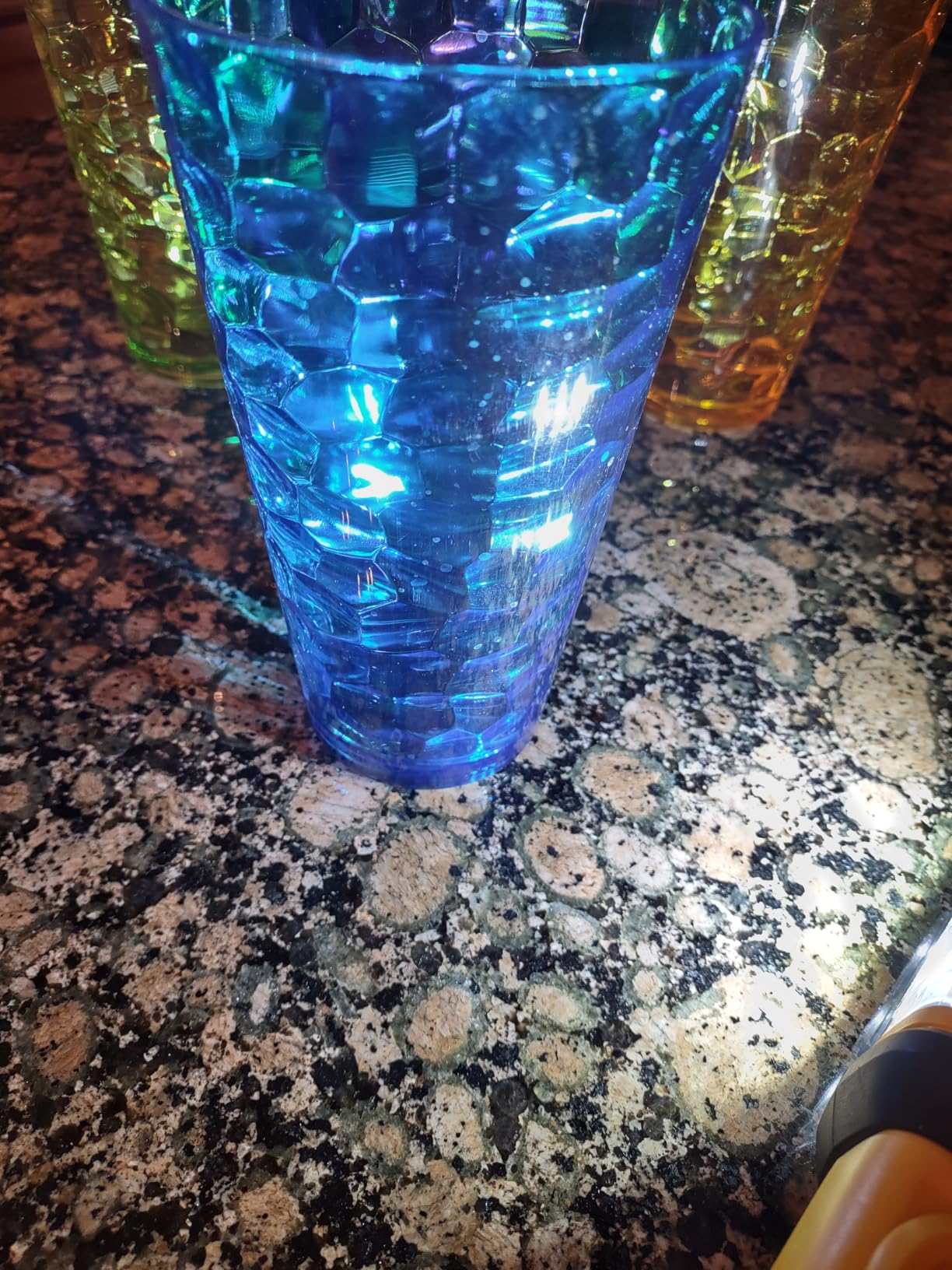 Amazing Abby - Iceberg - 24-Ounce Plastic Tumblers (Set of 8), Plastic Drinking Glasses, All-Clear High-Balls, Reusable Cups, Stackable, BPA-Free, Shatter-Proof, Dishwasher-Safe - Customer Photo 2