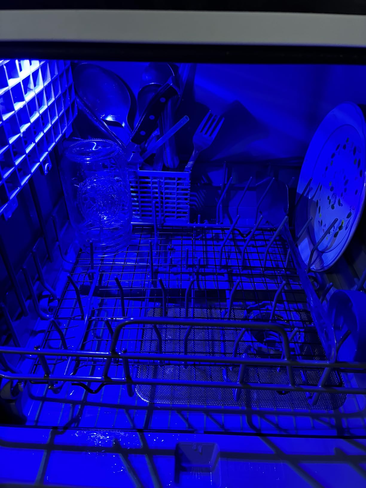 NOVETE Portable Countertop Dishwashers, Compact Dishwashers with 5L Built-in Water Tank & Inlet Hose, 5 Washing Programs, Baby Care, Air-Dry Function and LED Light for Small Apartments - Customer Photo 4