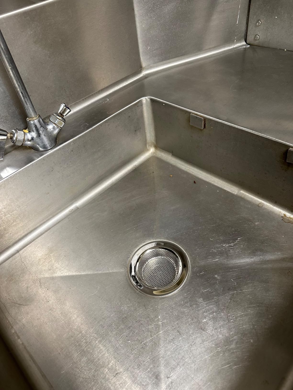 MR.SIGA Kitchen Sink Strainer, Stainless Steel Sink Drain Strainer, Dishwasher Safe, Outer Diameter 4.4 inch/11.2cm, Inner Diameter 3 inch/7.6cm, Pack of 3 customer photo 2