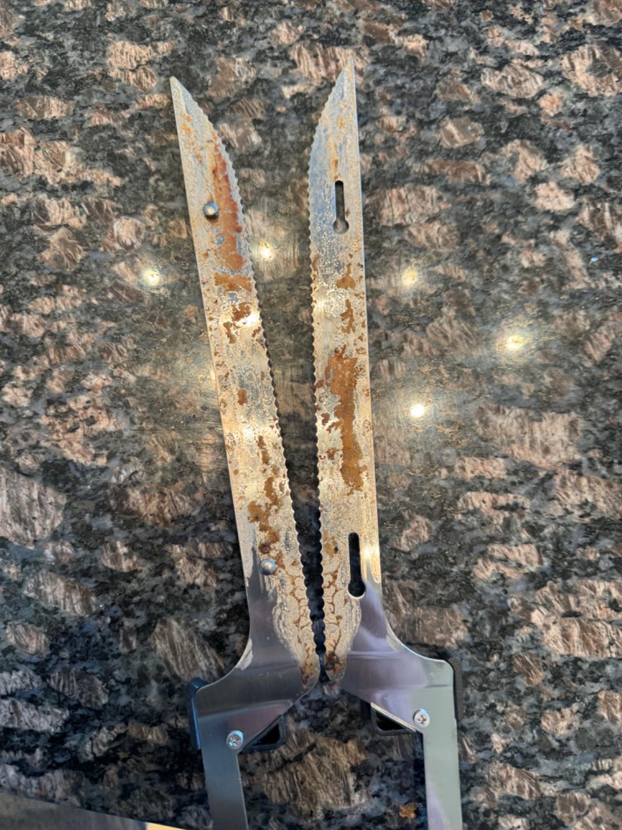 BUBBA Kitchen Series Electric Knife - Customer Photo 2