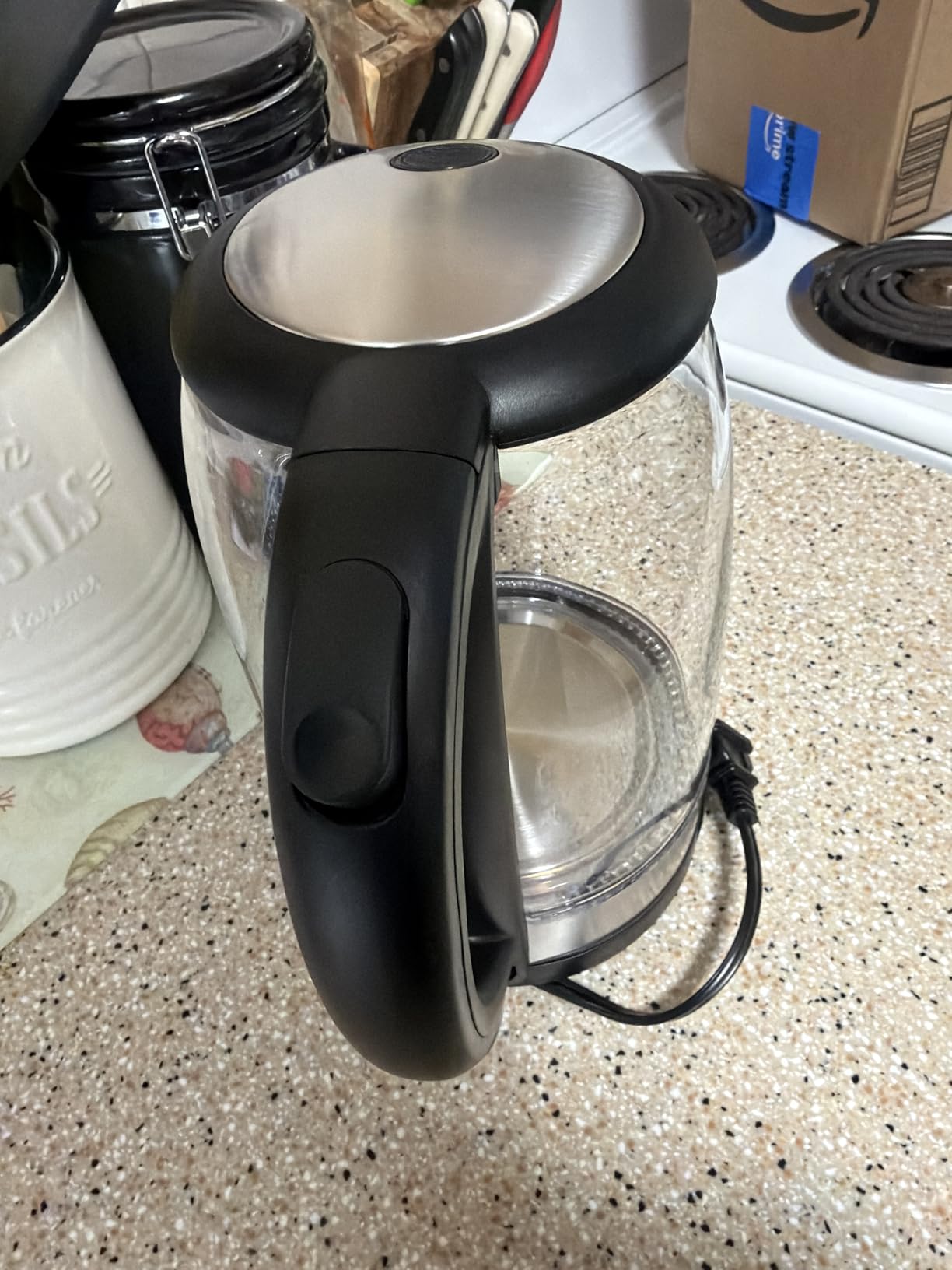 Cosori Electric Kettle, No Plastic Contact With Water, Wide Mouth For Easy Cleaning, Auto Shut Off, 1.7L Tea Kettle & Hot Water Boiler, Water Heater & Teapot, Borosilicate Glass, Black, 1500W - Customer Photo 3