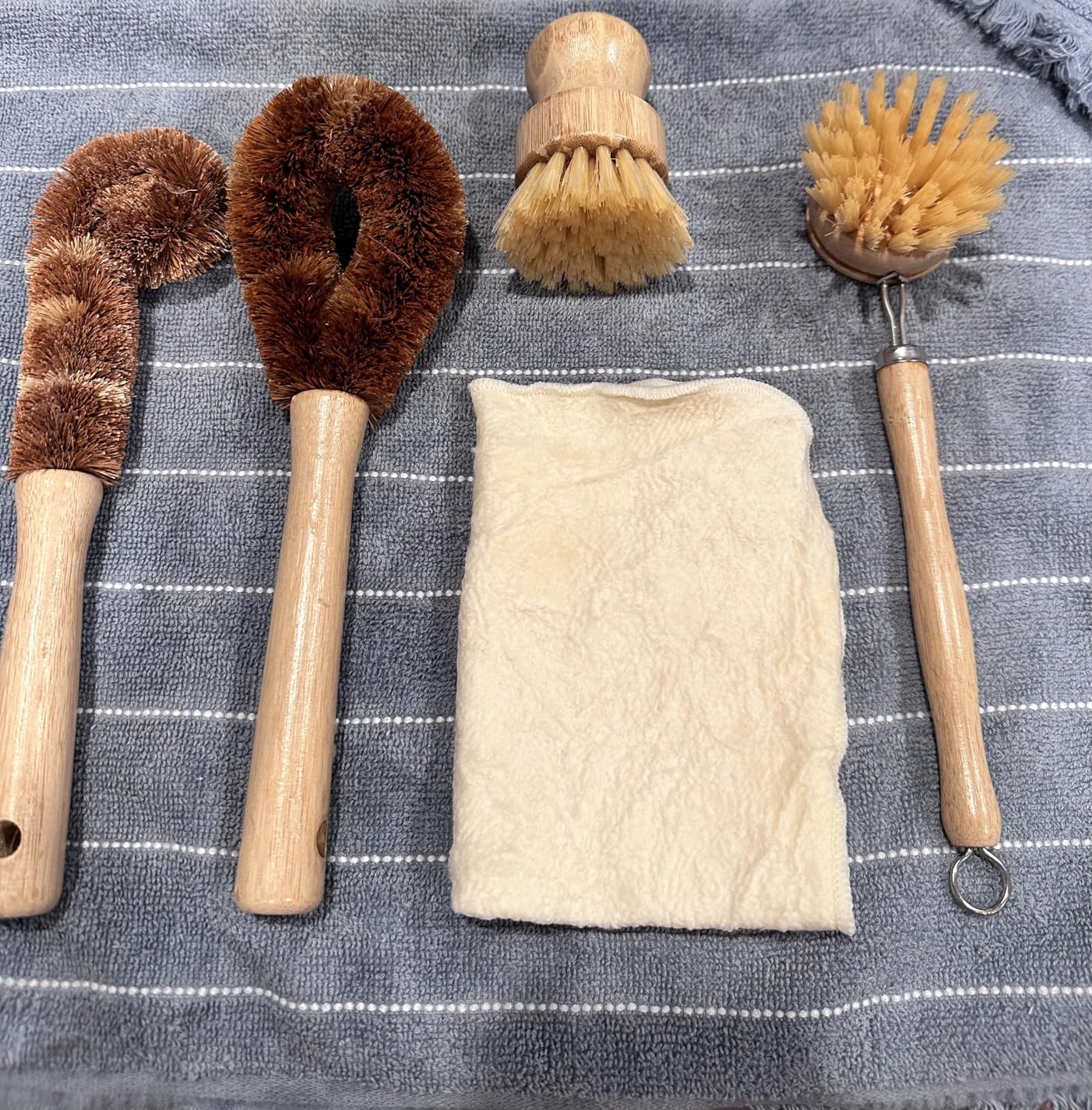 Jungle Culture 6 Pack Bamboo Dish Brush Set for Washing Up • Natural Wooden Dish Brushes for Pans & Dishes • Eco Friendly Dish Scrubber for Bottles, Pots & Vegetables • Non Toxic & Plastic Free - Customer Photo 2