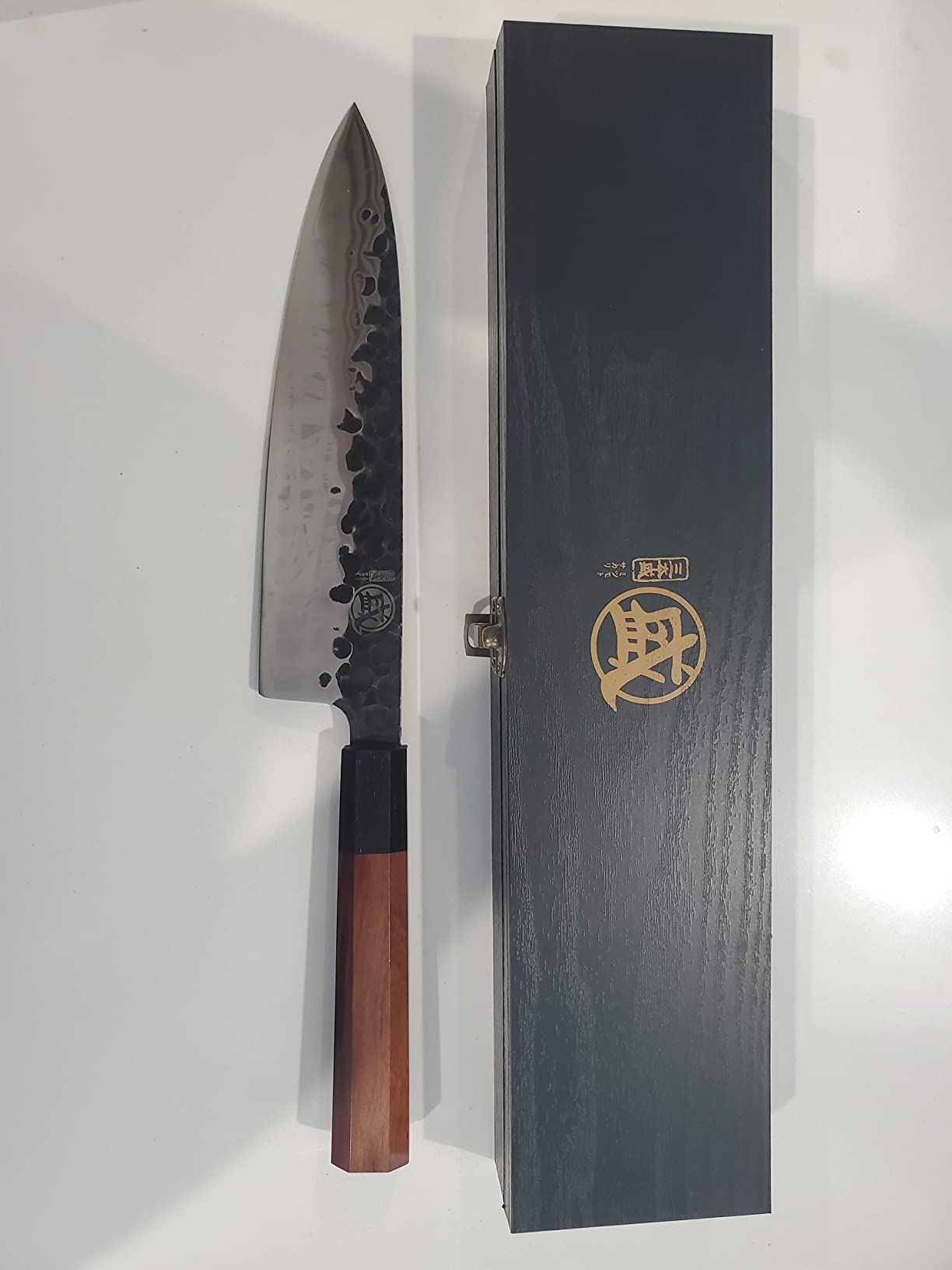 MITSUMOTO SAKARI Santoku Chef Knife 7 inch - Hand Forged Japanese Kitchen Knives, 3-Layer 9CR18MOV High Carbon Steel, Rosewood Handle & Sandalwood Box - Customer Photo 2