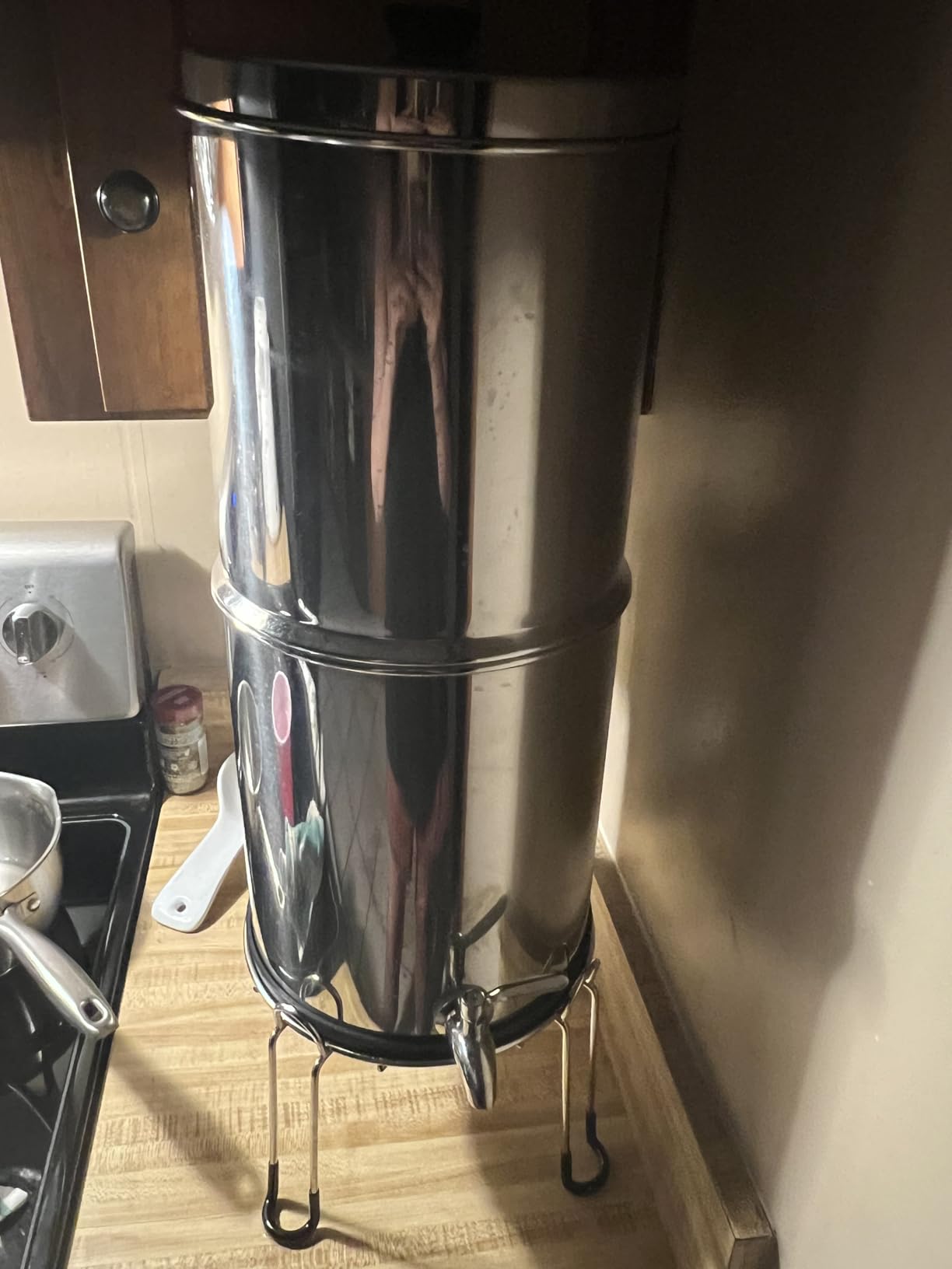 Purewell 3-Stage 0.01μm Ultra-Filtration Gravity Water Filter System, NSF/ANSI 42&372 Certification, 304 Stainless Steel Countertop System with 2 Filters and Stand, Reduce 99% Chlorine, 2.25G, PW-OB - Customer Photo 1
