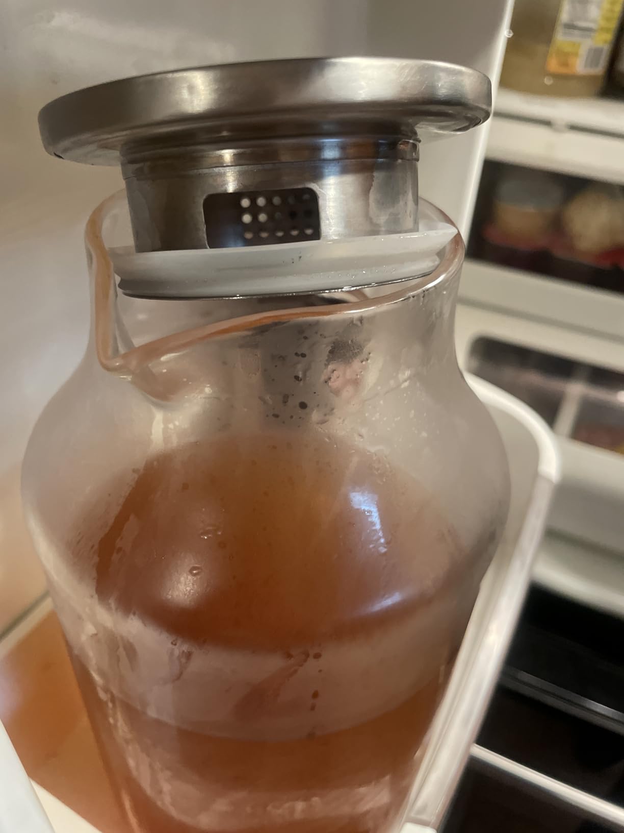 Bivvclaz 2 Liter 68 oz Glass Pitcher with Lid and Handle, Glass Carafe for Hot/Cold Water, Large Iced Tea Pitcher for Coffee, Juice and Homemade Beverage - Customer Photo 0