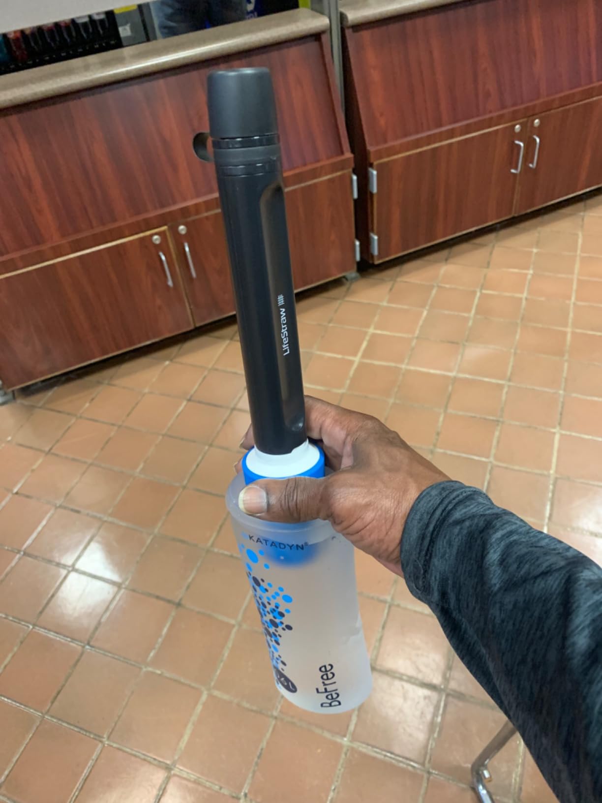 LifeStraw Peak Series - Personal Water Filter Straw for Backup Filtration, Emergency, Survival, and Ultralight Hydration, BPA-Free, Dark Mountain Gray - Customer Photo 1
