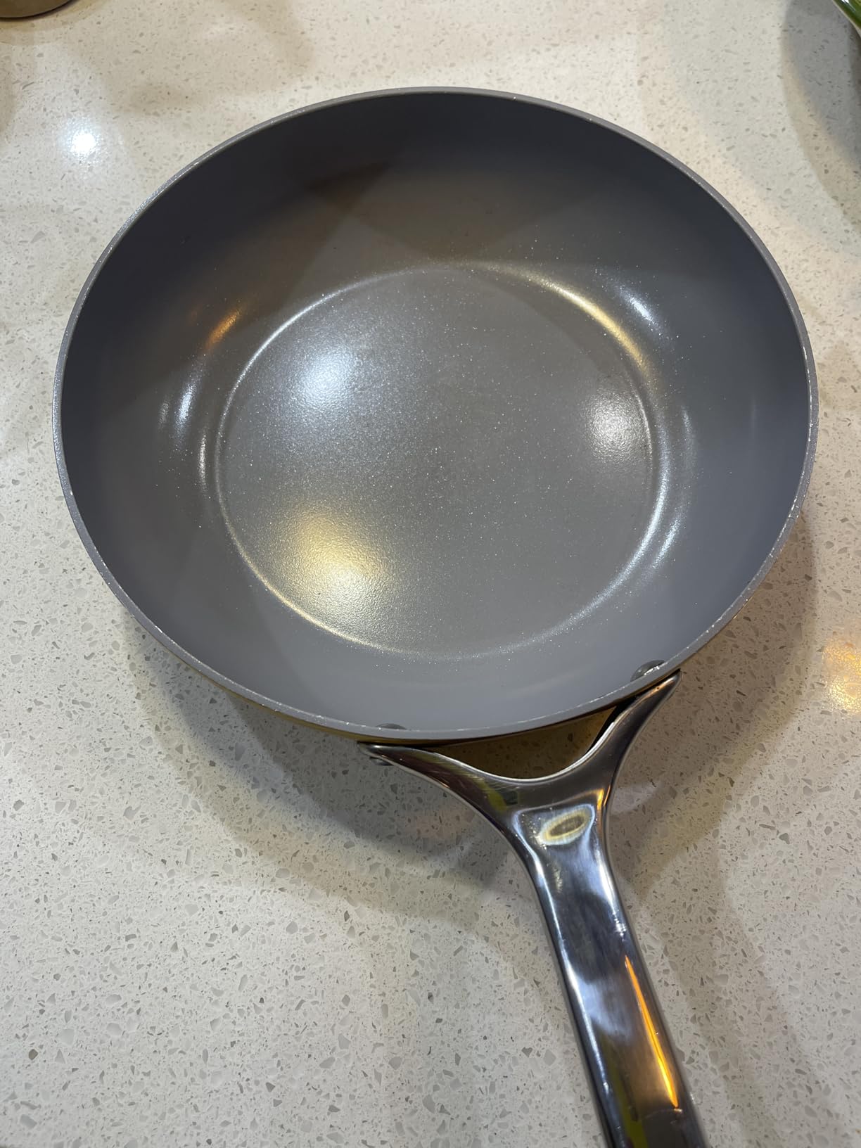 Caraway Nonstick Ceramic Frying Pan (2.7 qt, 10.5
