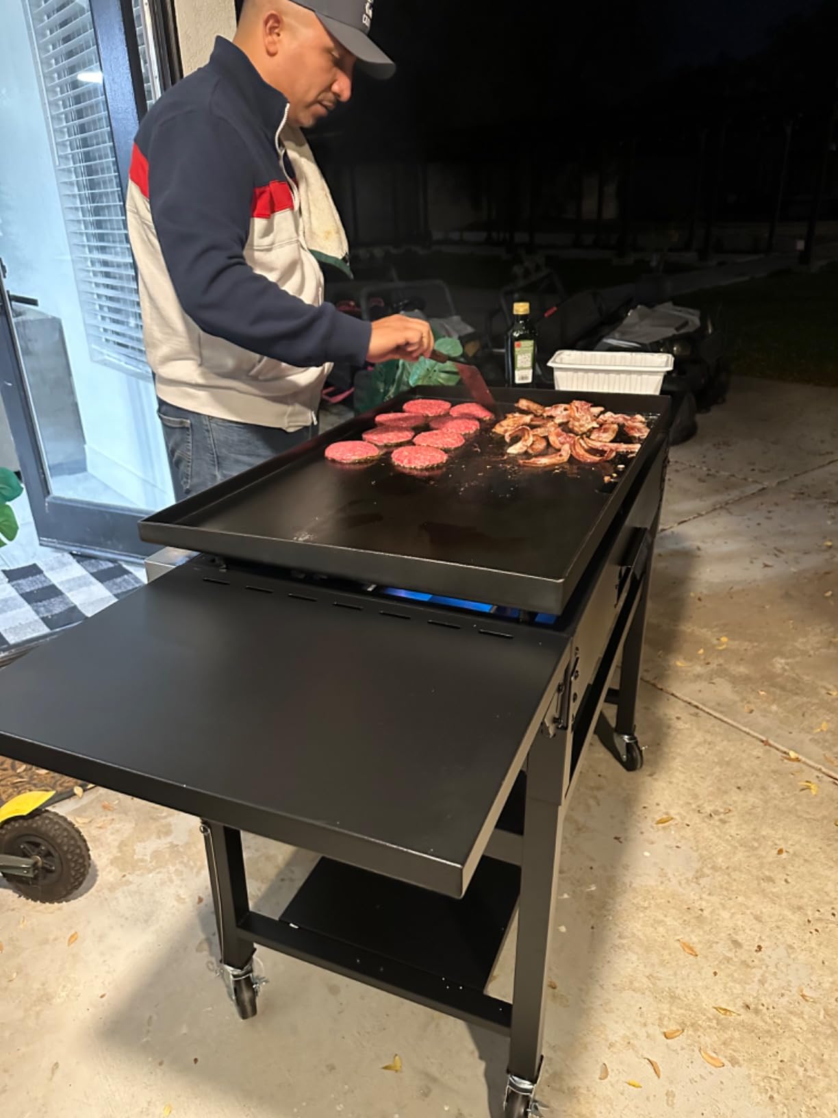 Royal Gourmet GB4002 4-Burner Propane Gas Griddle with Folding Side Tables, 36-Inch Flat Top Grill for Outdoor BBQ Events, Camping and Barbecue, Black - Customer Photo 1